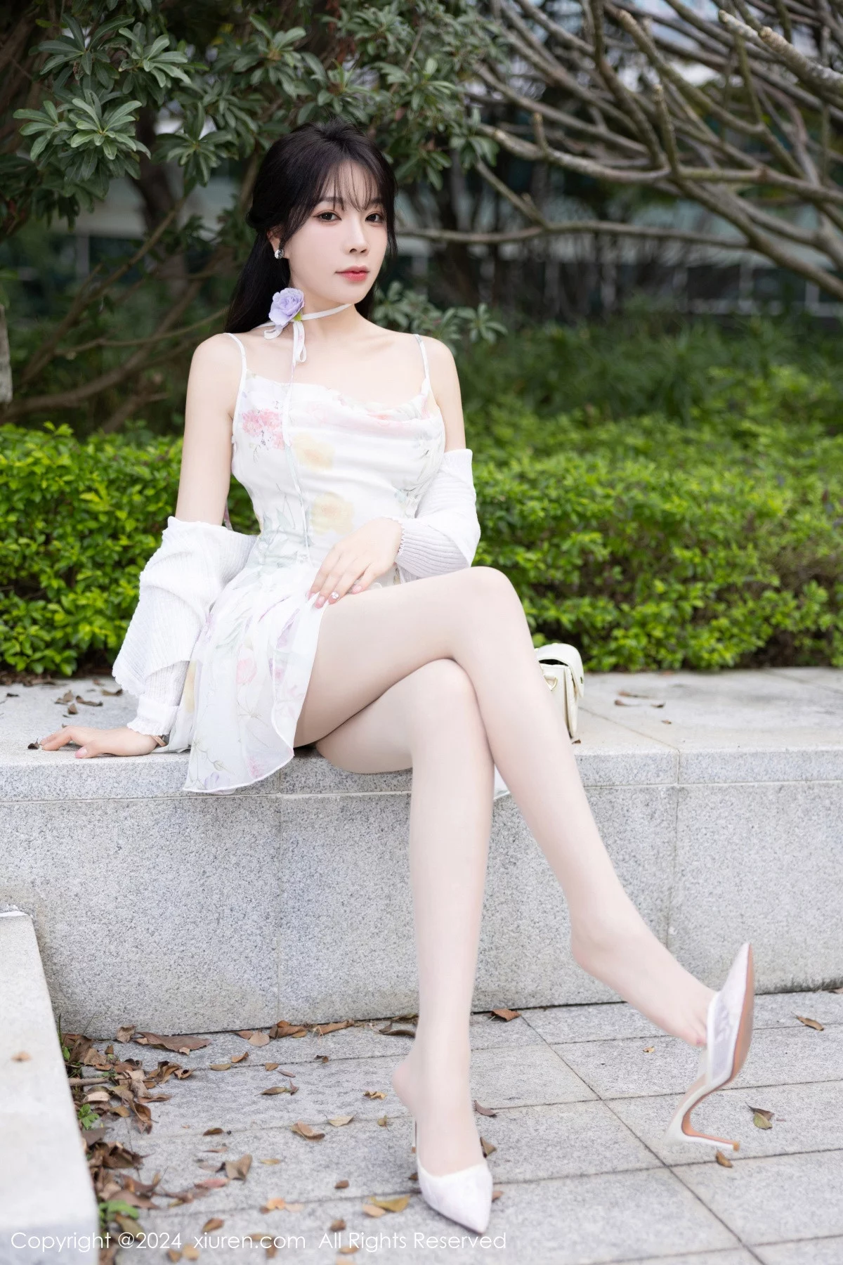 秀人集.com_[XiuRen秀人网]No.7959_女神徐莉芝Booty性感白色短裙+黑色情趣服饰秀曼妙身姿诱惑写真82P