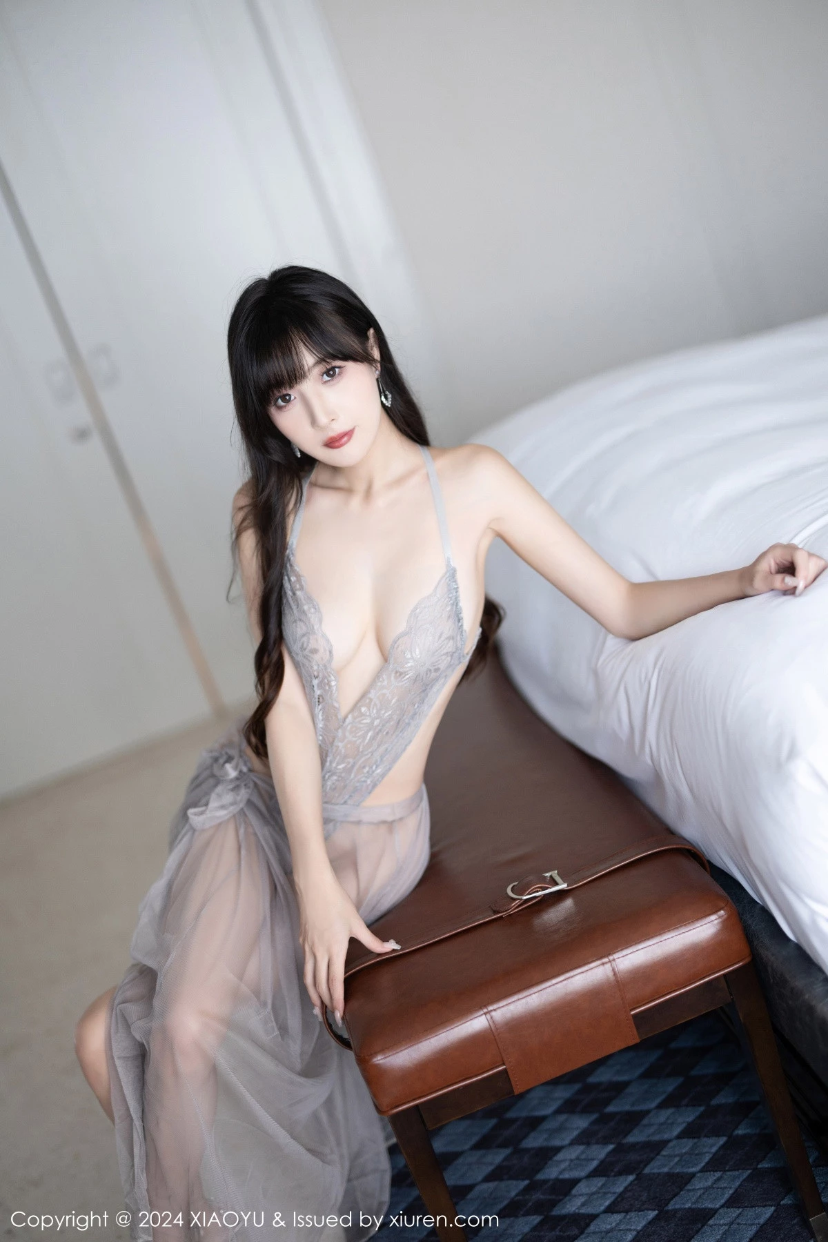 秀人集.com_[XiaoYu画语界]Vol.1185_模特林星阑黑色连衣短裙+浅灰蕾丝情趣服饰秀曼妙身姿诱惑写真82P