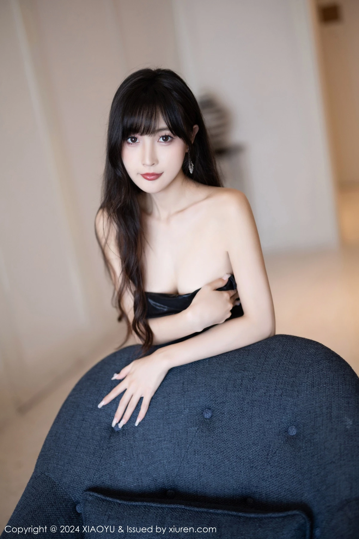 秀人集.com_[XiaoYu画语界]Vol.1185_模特林星阑黑色连衣短裙+浅灰蕾丝情趣服饰秀曼妙身姿诱惑写真82P