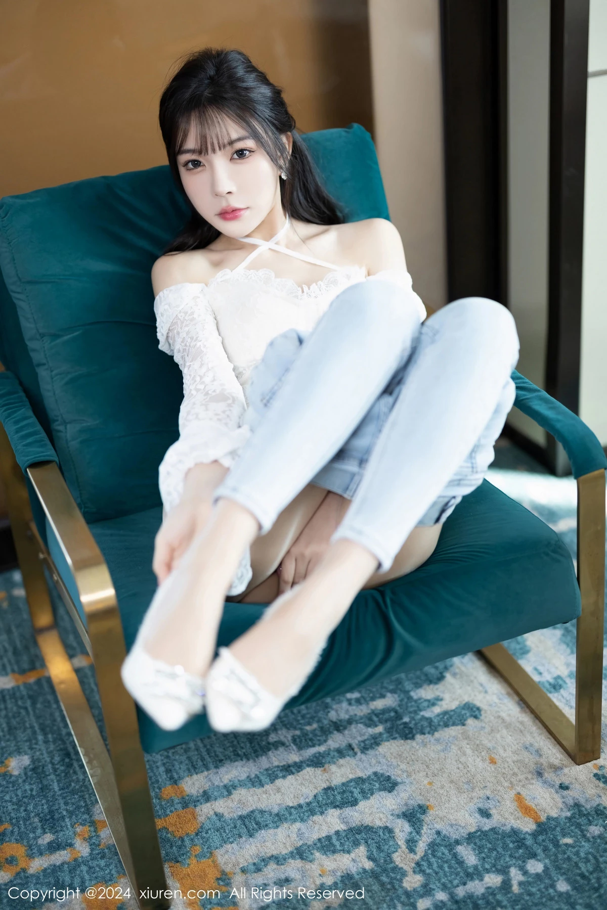 秀人集.com_[XiuRen秀人网]No.8147_女神徐莉芝Booty白色上衣配牛仔裤+黑色薄纱服秀曼妙身姿写真87P