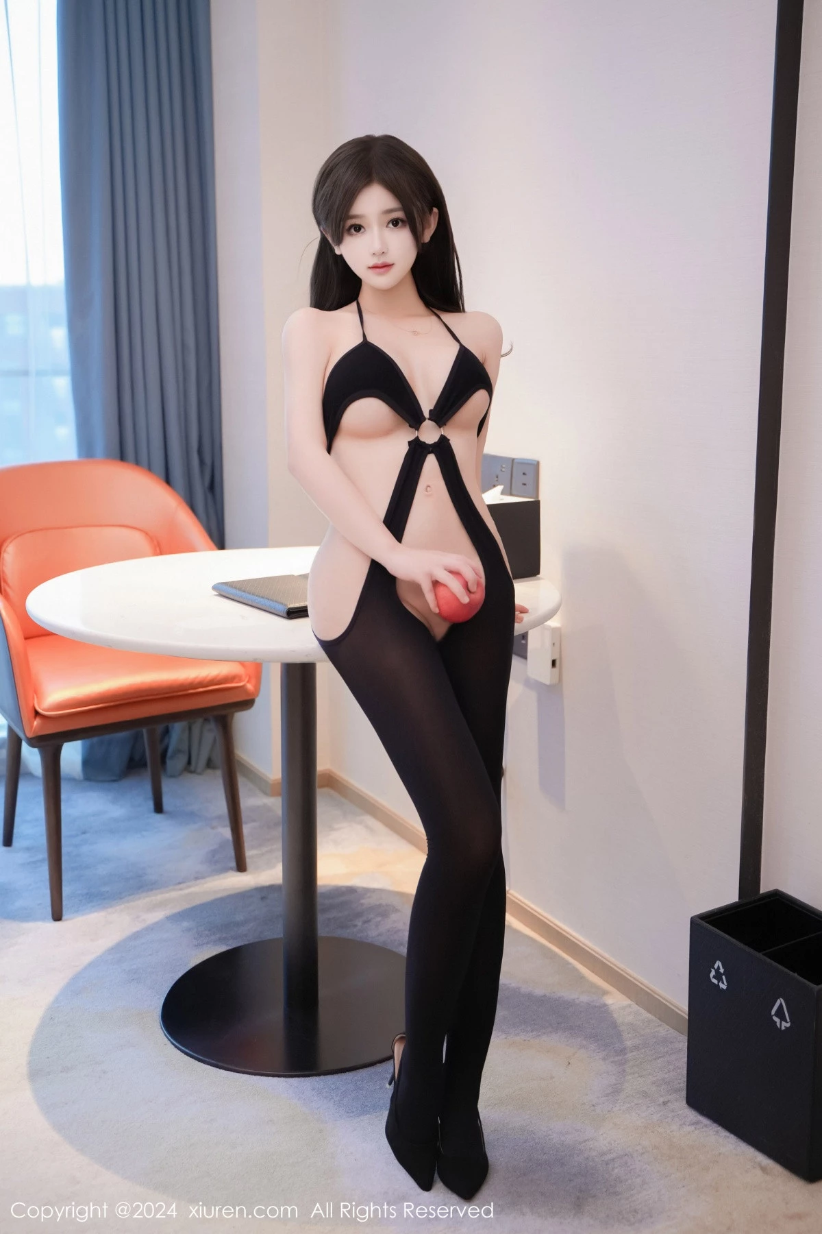 秀人集.com_[XiuRen秀人网]No.8172_模特奶茶味的包子性感黑色时尚连体衣秀丰腴身材完美诱惑写真80P