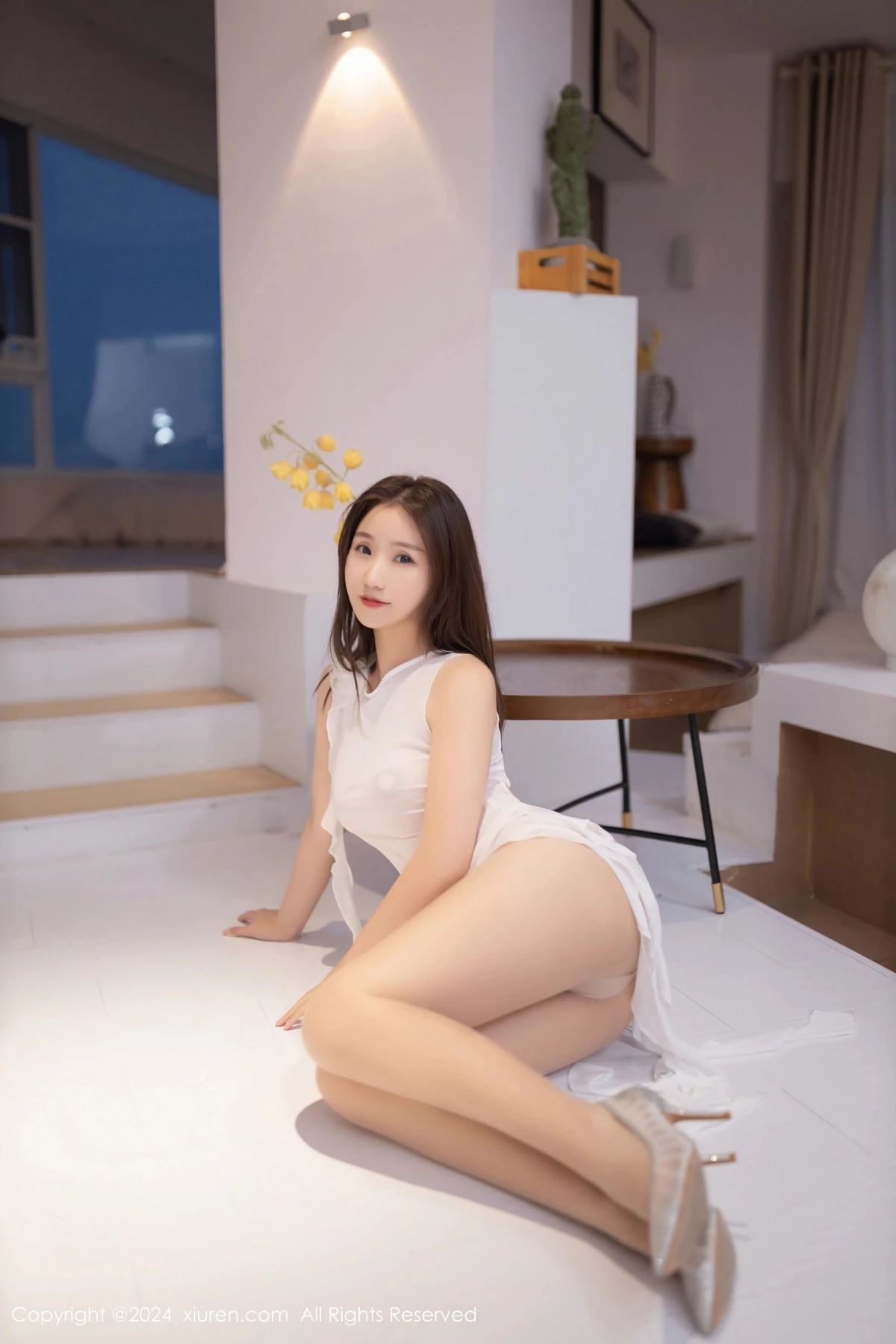 秀人集.com_[XiuRen秀人网]No.8189_模特杏子Yada性感轻透白色连衣裙配超薄肉丝秀曼妙身姿诱惑写真84P