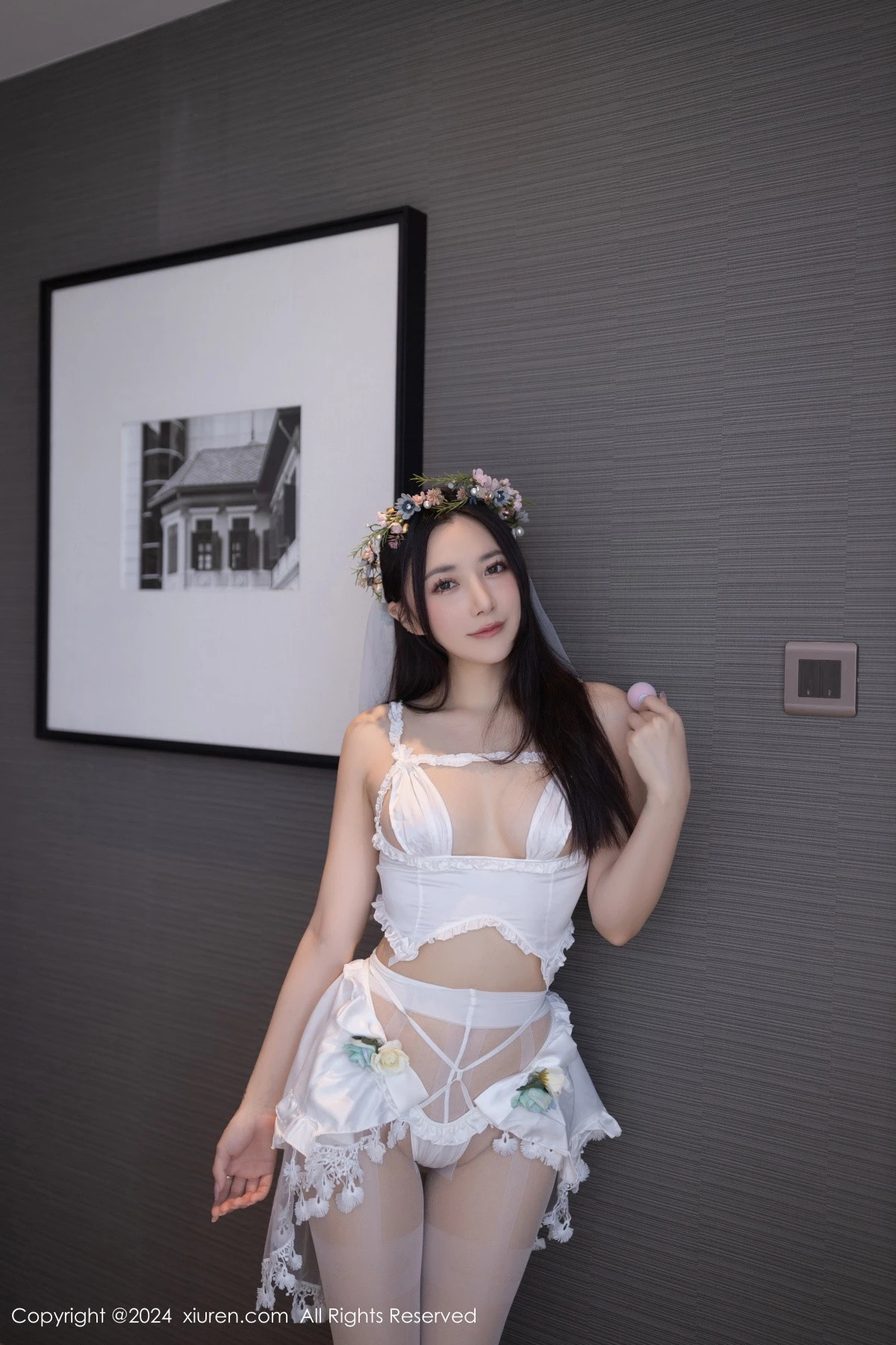 秀人集.com_[XiuRen秀人网]No.8201_模特鱼子酱Fish泰国旅拍性感白色内衣配白丝袜秀曼妙身姿诱惑写真80P