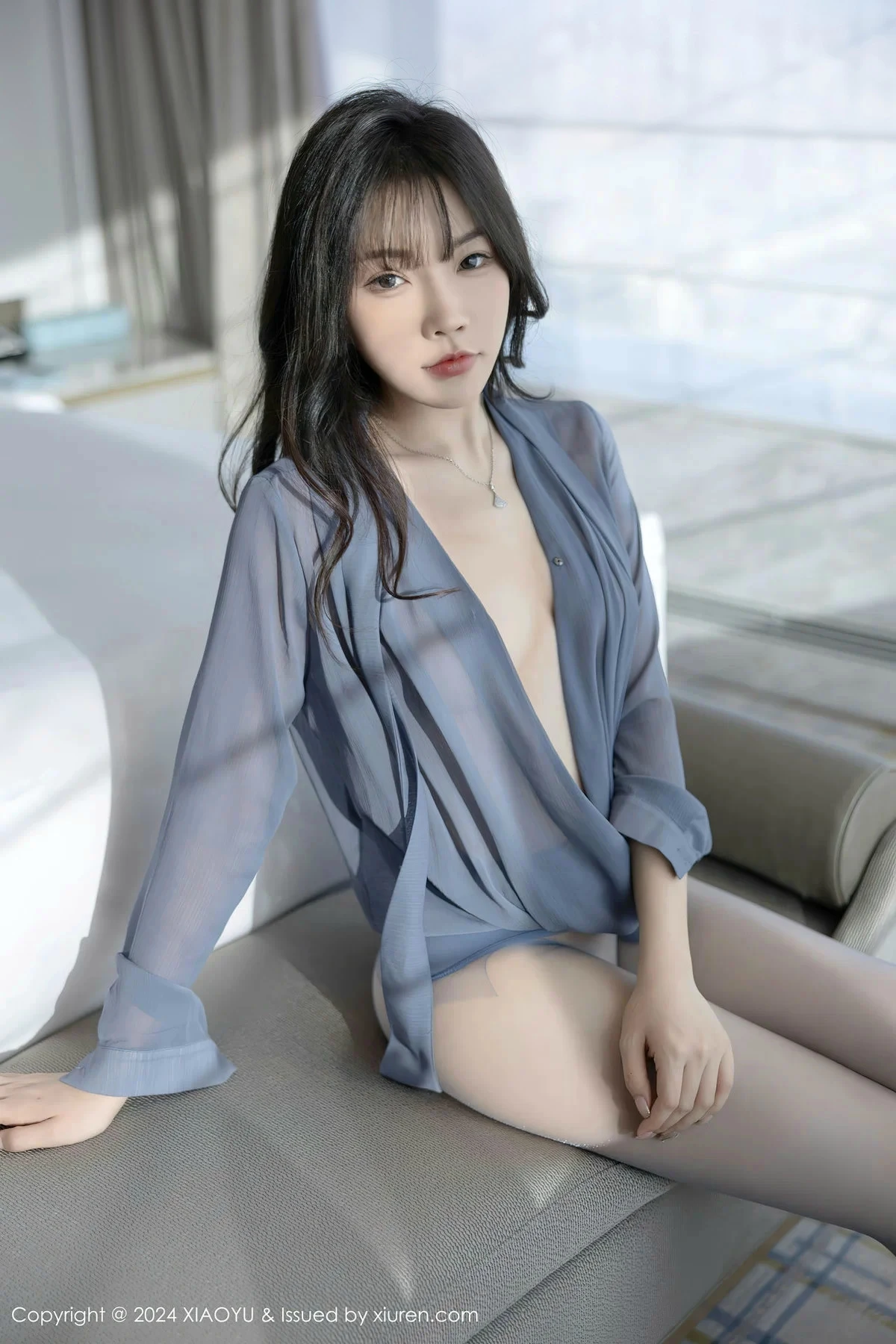 秀人集.com_[XiaoYu画语界]Vol.1219_女神徐莉芝Booty蓝灰上衣配短裙露性感内衣秀曼妙身姿诱惑写真92P