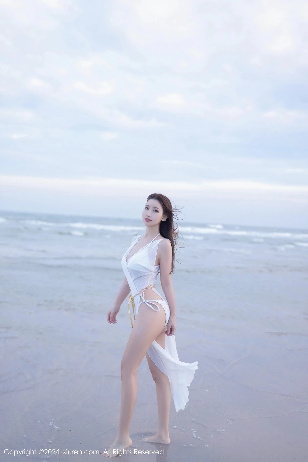 秀人集.com_[XiuRen秀人网]No.8123_模特杏子Yada户外性感白色比基尼服饰秀完美身材迷人诱惑写真81P