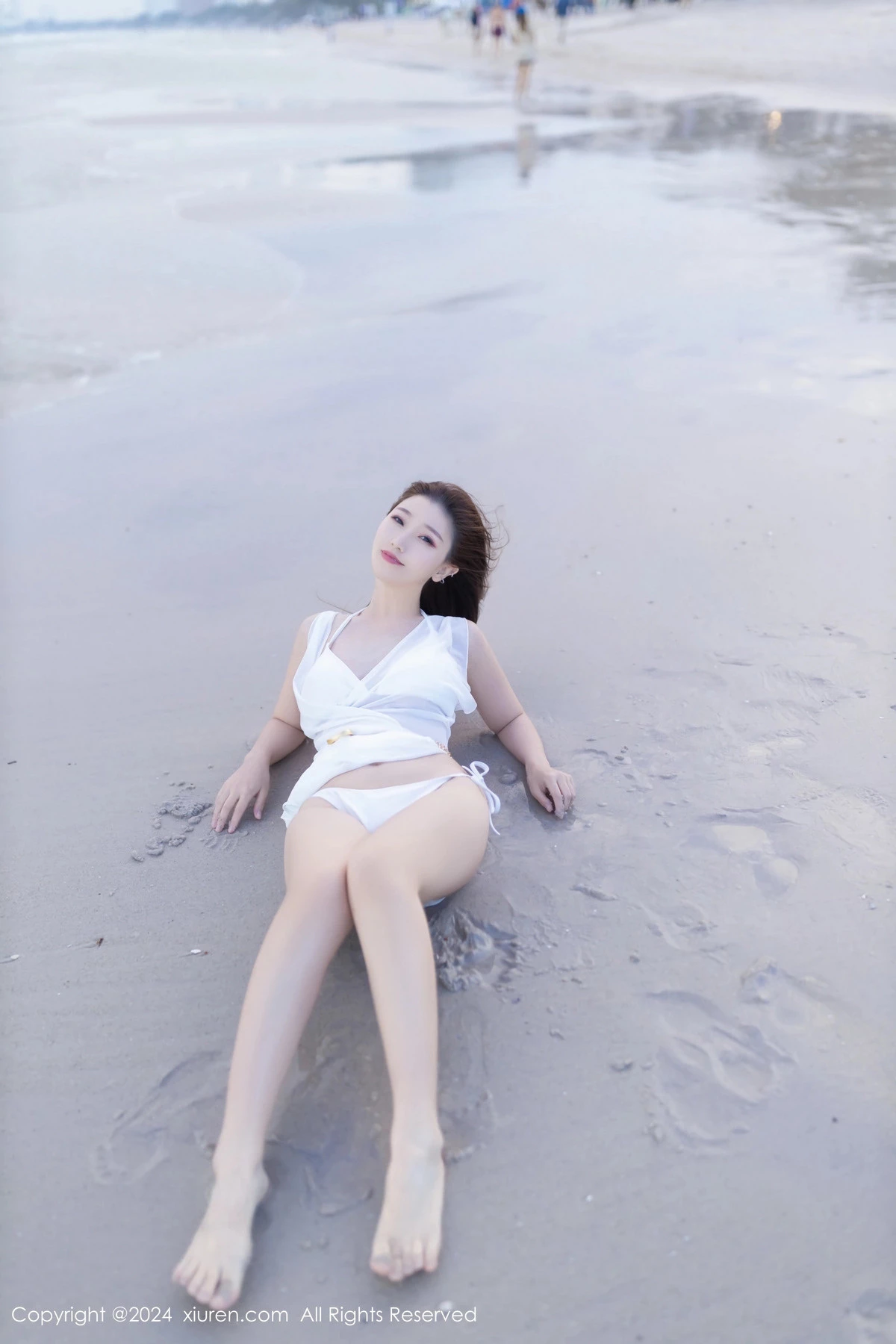 秀人集.com_[XiuRen秀人网]No.8123_模特杏子Yada户外性感白色比基尼服饰秀完美身材迷人诱惑写真81P