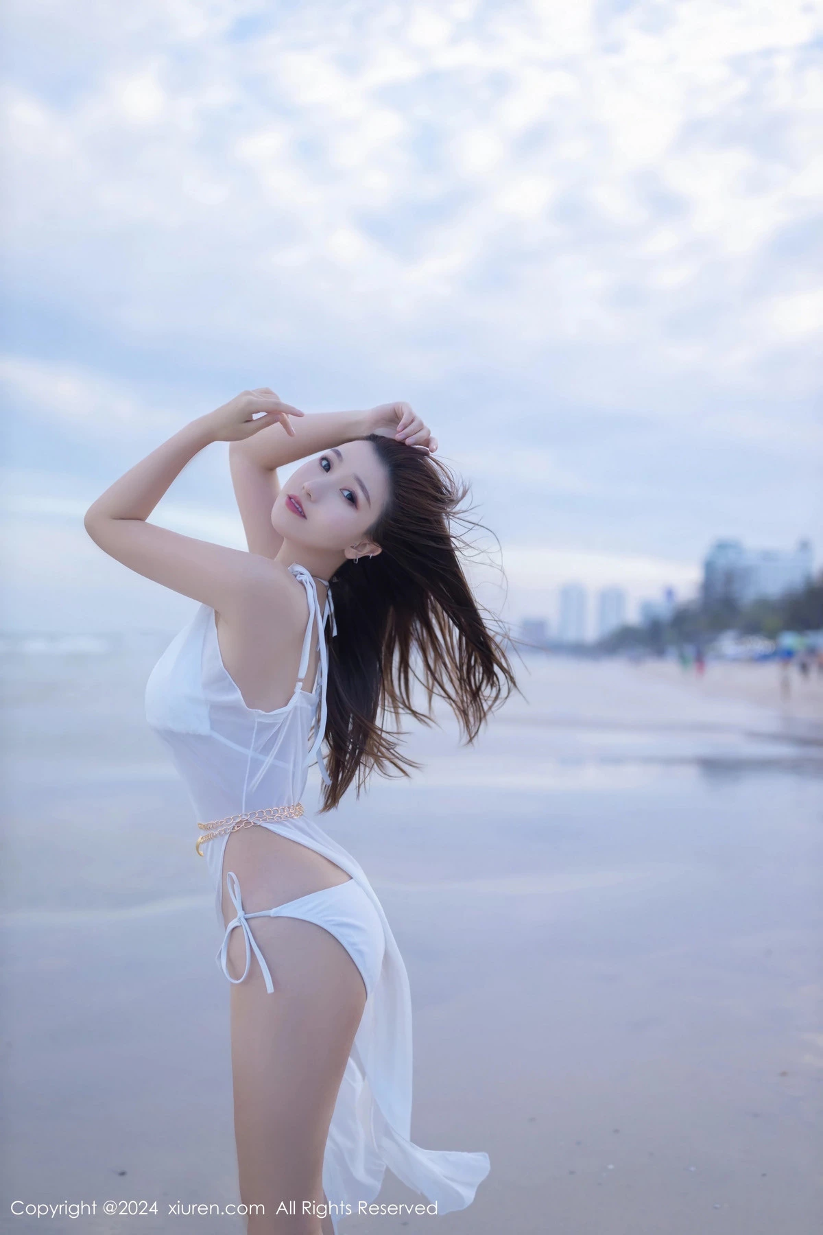 秀人集.com_[XiuRen秀人网]No.8123_模特杏子Yada户外性感白色比基尼服饰秀完美身材迷人诱惑写真81P