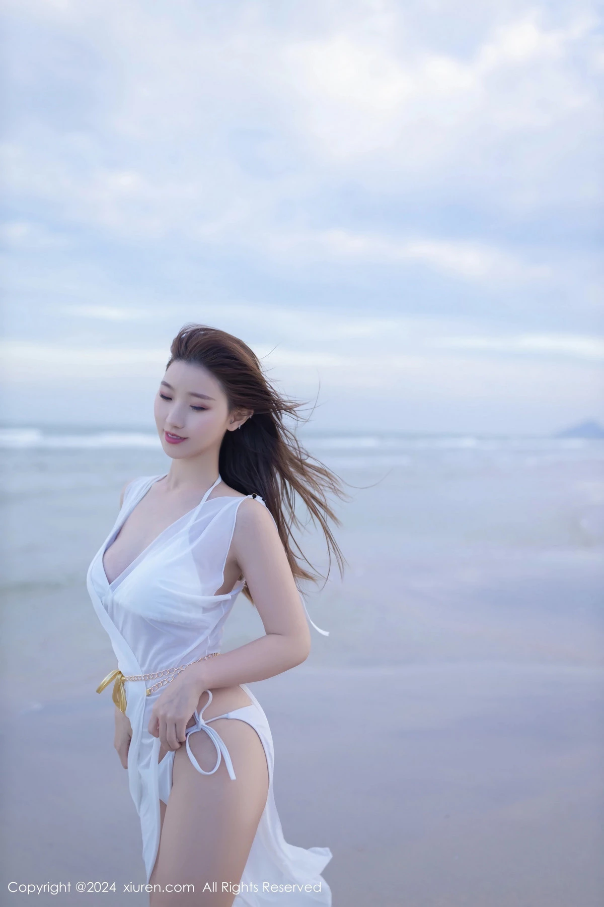 秀人集.com_[XiuRen秀人网]No.8123_模特杏子Yada户外性感白色比基尼服饰秀完美身材迷人诱惑写真81P