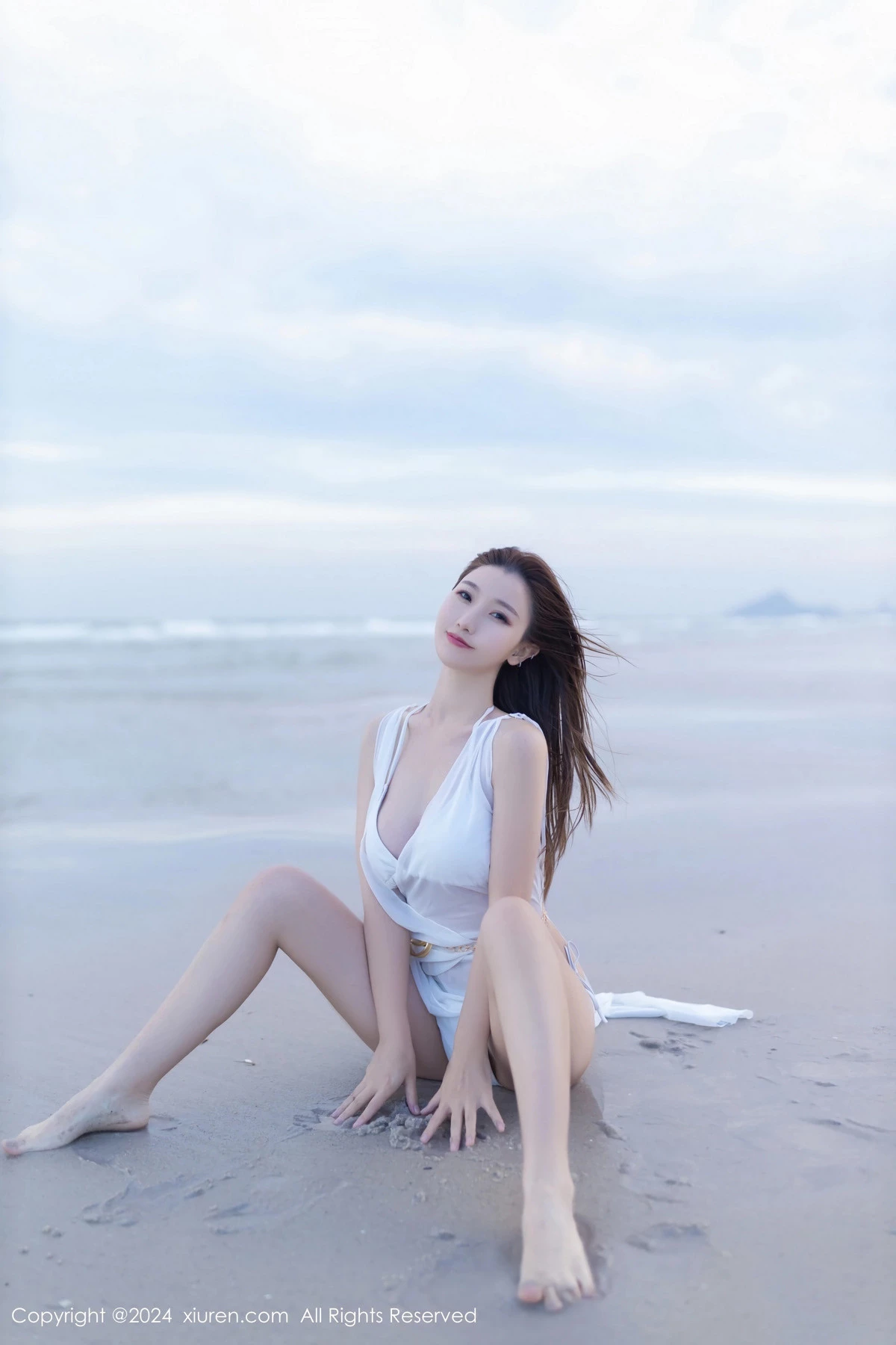 秀人集.com_[XiuRen秀人网]No.8123_模特杏子Yada户外性感白色比基尼服饰秀完美身材迷人诱惑写真81P