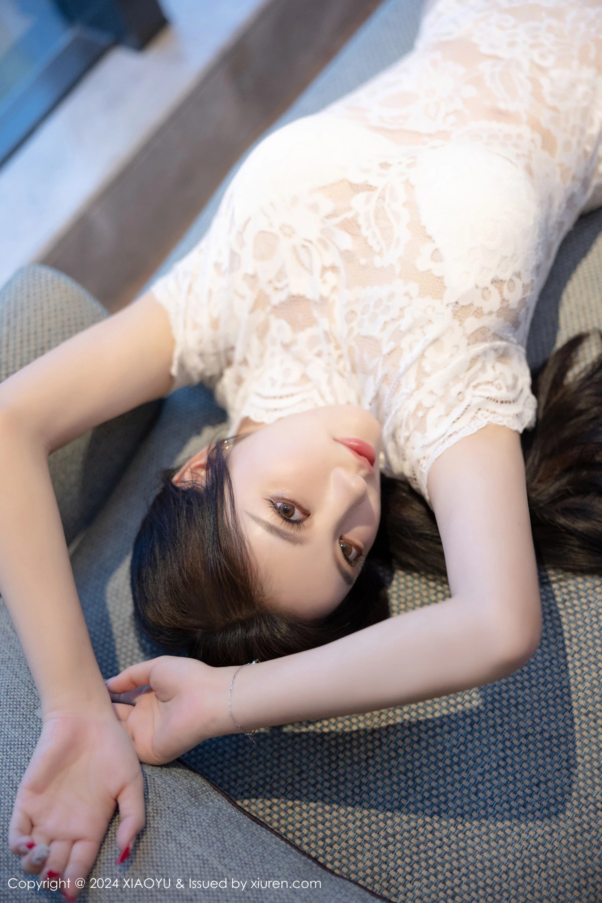 秀人集.com_[XiaoYu画语界]Vol.1208_女神杨晨晨Yome白色蕾丝连衣裙露白色内衣秀丰腴身材诱惑写真86P