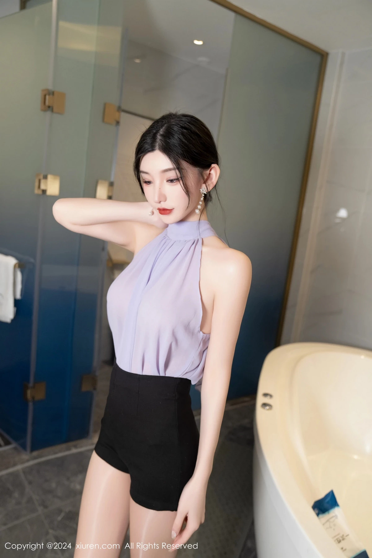 秀人集.com_[XiuRen秀人网]No.8136_女神周于希Sally会所剧情灰色上衣配超薄闪亮肉丝撩人诱惑写真91P