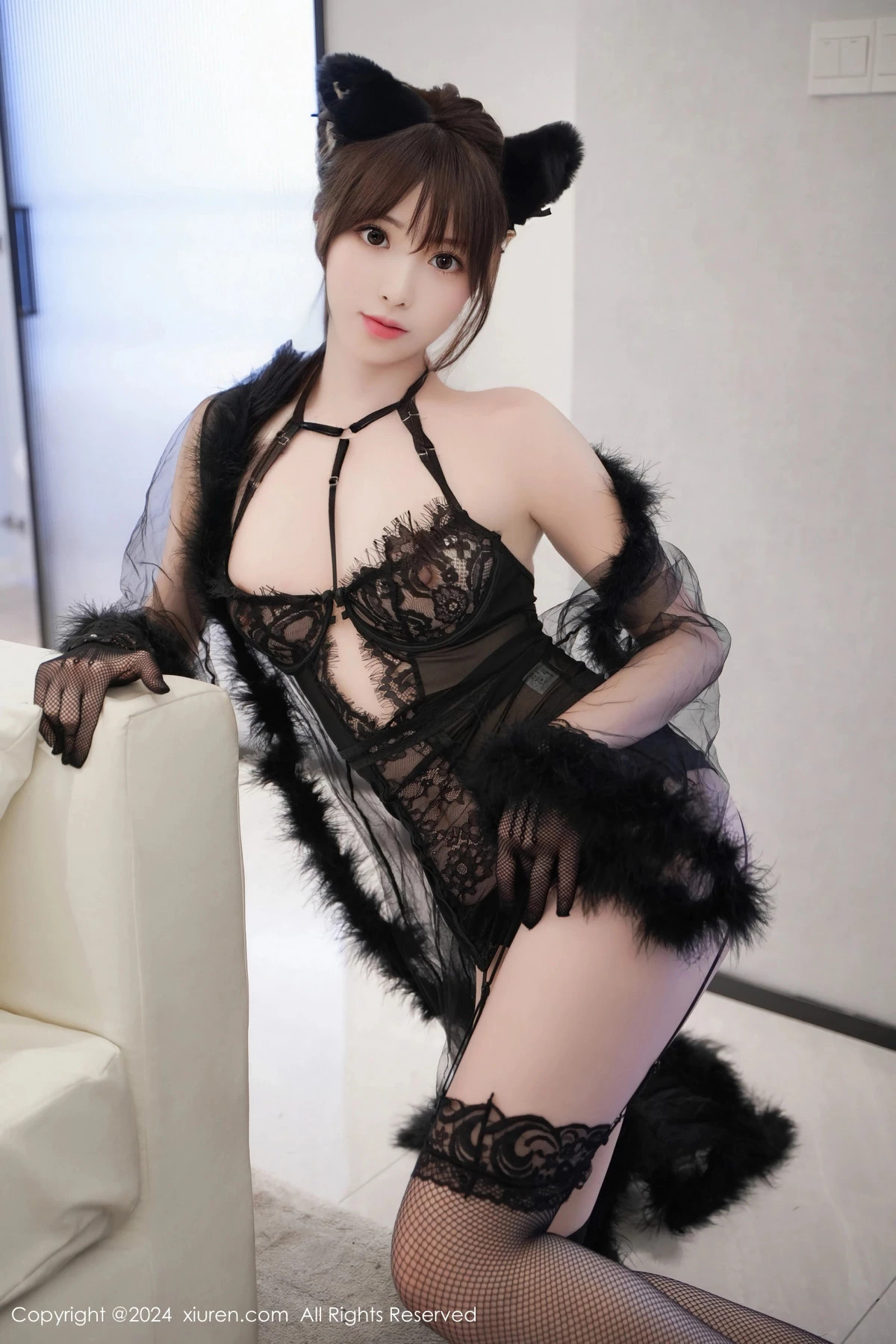 秀人集.com_[XiuRen秀人网]No.8297_模特梦灵儿Mini性感黑色轻透薄纱蕾丝内衣配黑丝吊袜极致魅惑写真69P