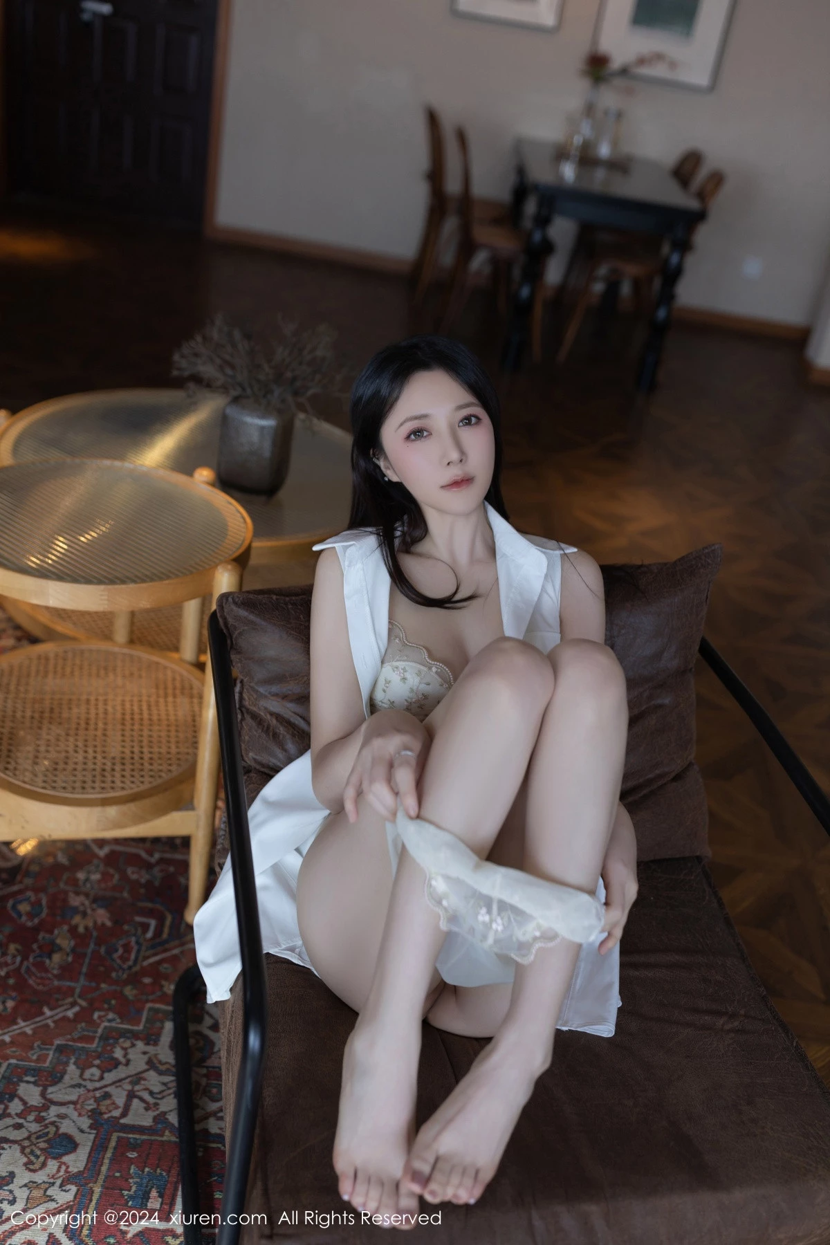 秀人集.com_[XiuRen秀人网]No.8315_模特鱼子酱Fish性感白色连衣短裙露白色内衣秀曼妙身姿迷人写真80P