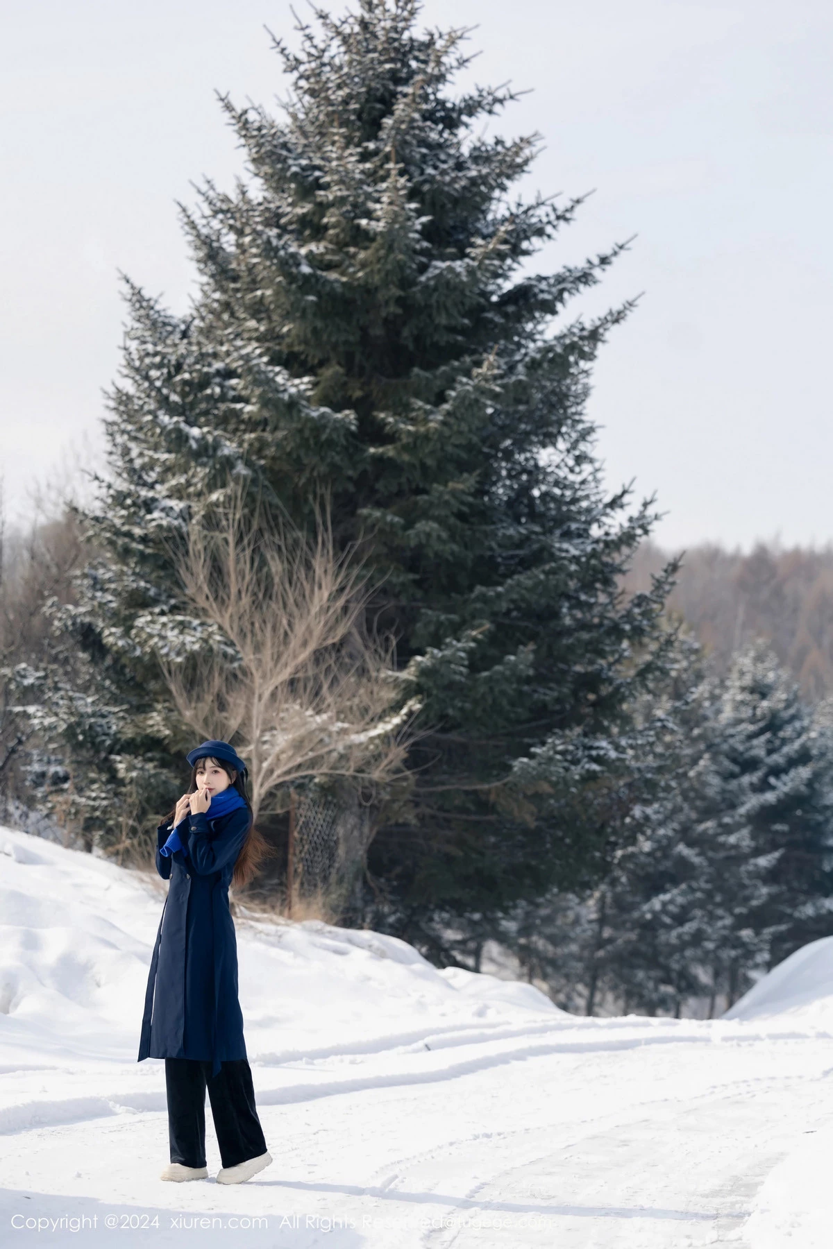 秀人集.com_[XiuRen秀人网]No.8325_模特林星阑雪地场景+性感黑色蕾丝情趣内衣配黑丝吊袜诱惑写真88P