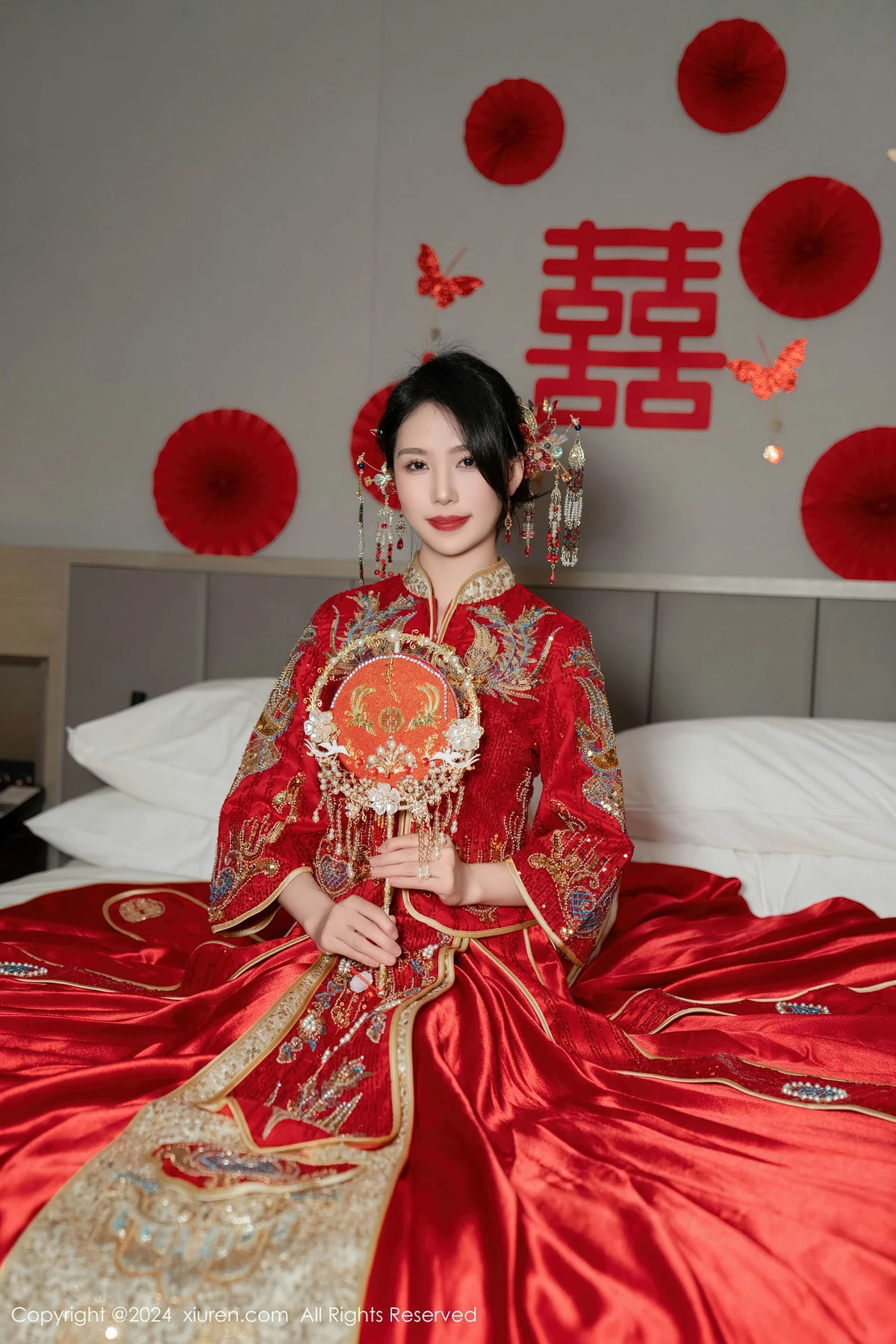 秀人集.com_[XiuRen秀人网]No.8376_模特利世性感红色新娘妆露红色内衣配超薄闪亮肉丝完美诱惑写真95P