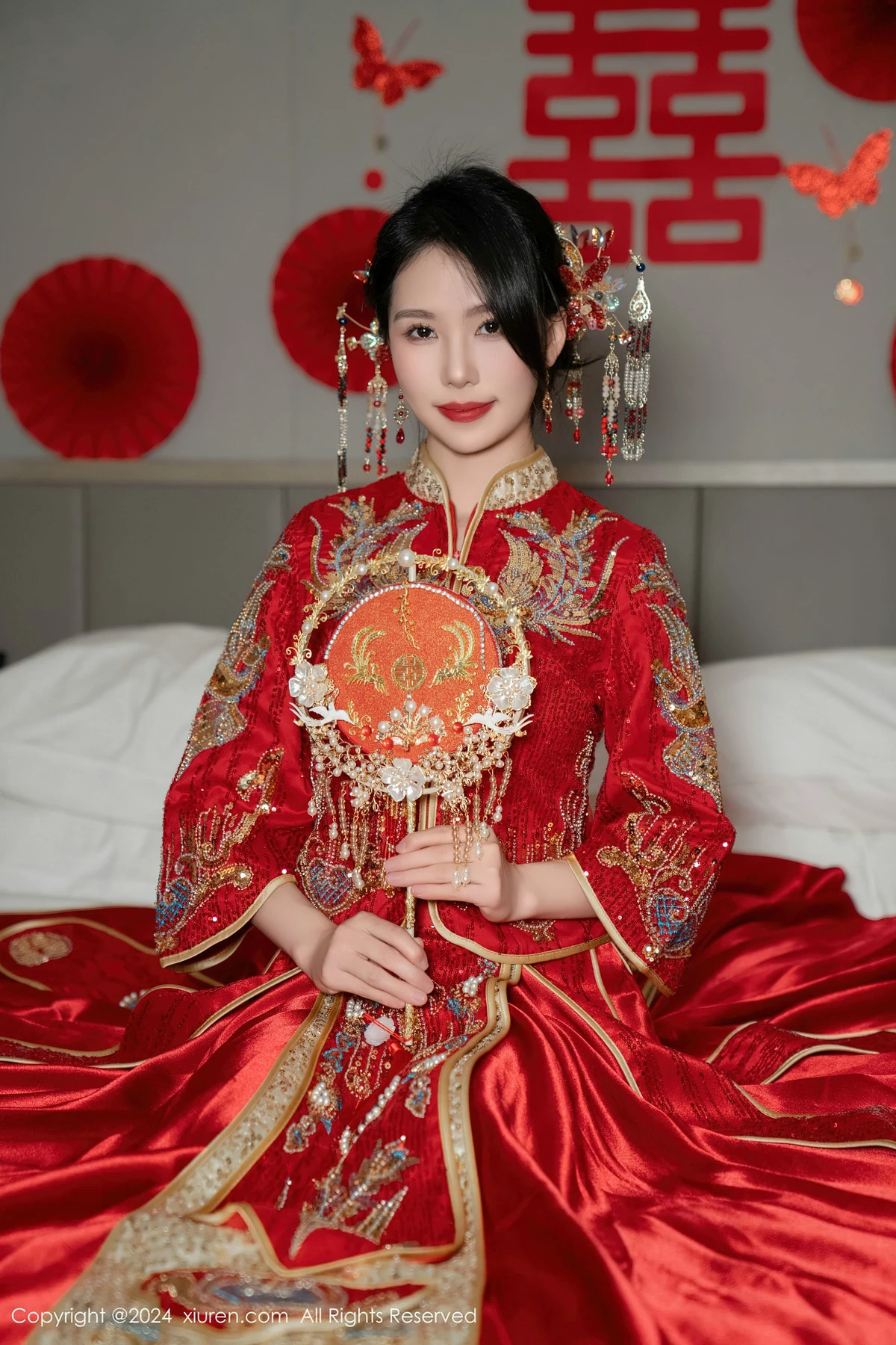 秀人集.com_[XiuRen秀人网]No.8376_模特利世性感红色新娘妆露红色内衣配超薄闪亮肉丝完美诱惑写真95P
