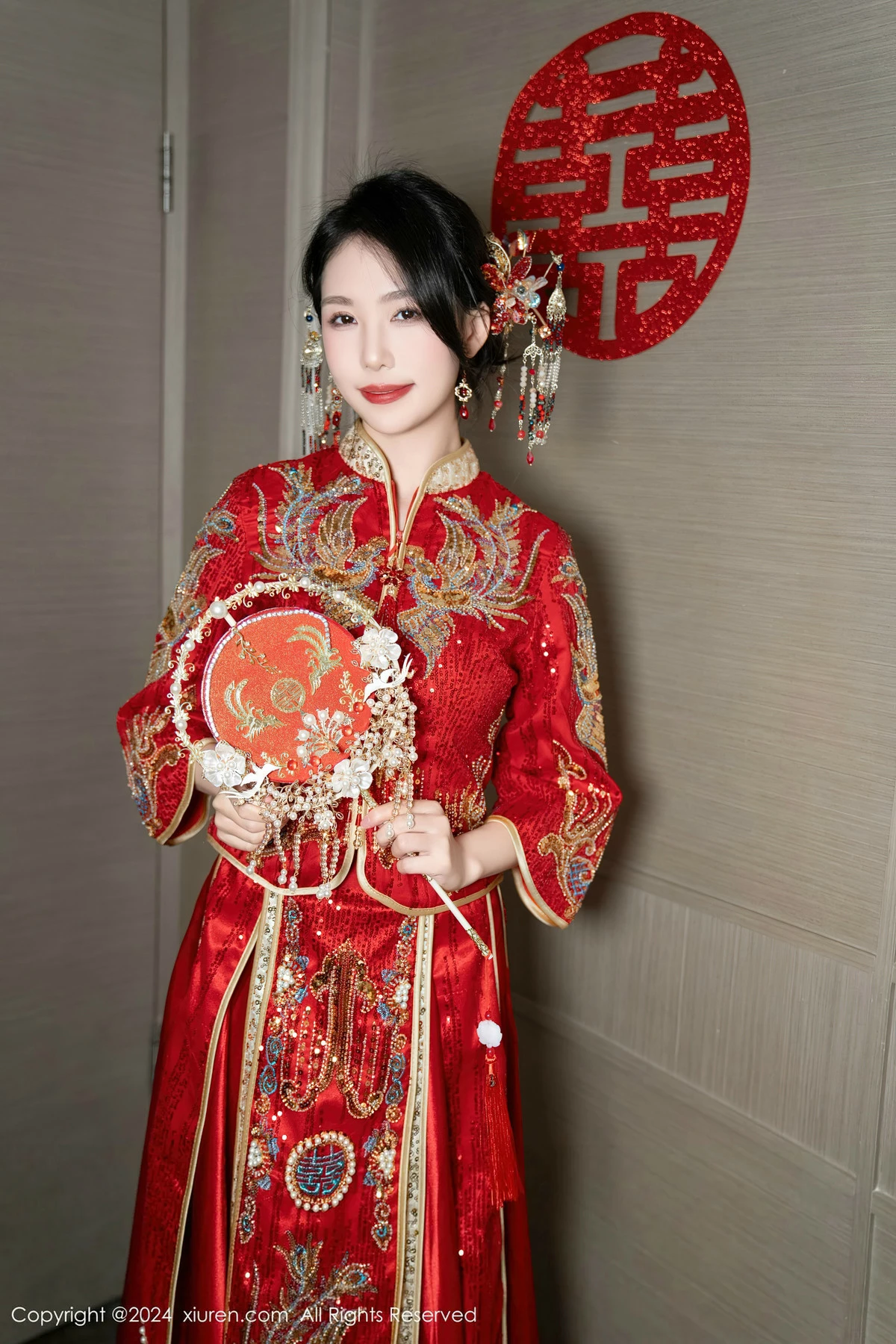 秀人集.com_[XiuRen秀人网]No.8376_模特利世性感红色新娘妆露红色内衣配超薄闪亮肉丝完美诱惑写真95P