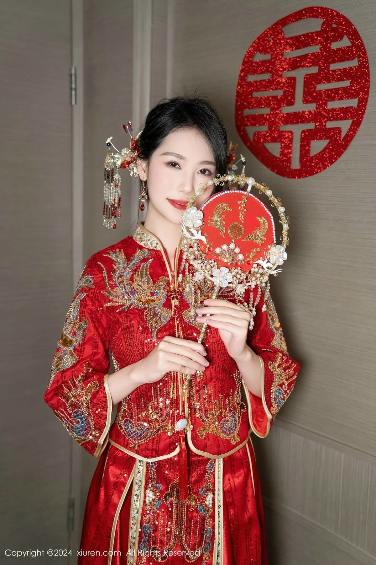 秀人集.com_[XiuRen秀人网]No.8376_模特利世性感红色新娘妆露红色内衣配超薄闪亮肉丝完美诱惑写真95P