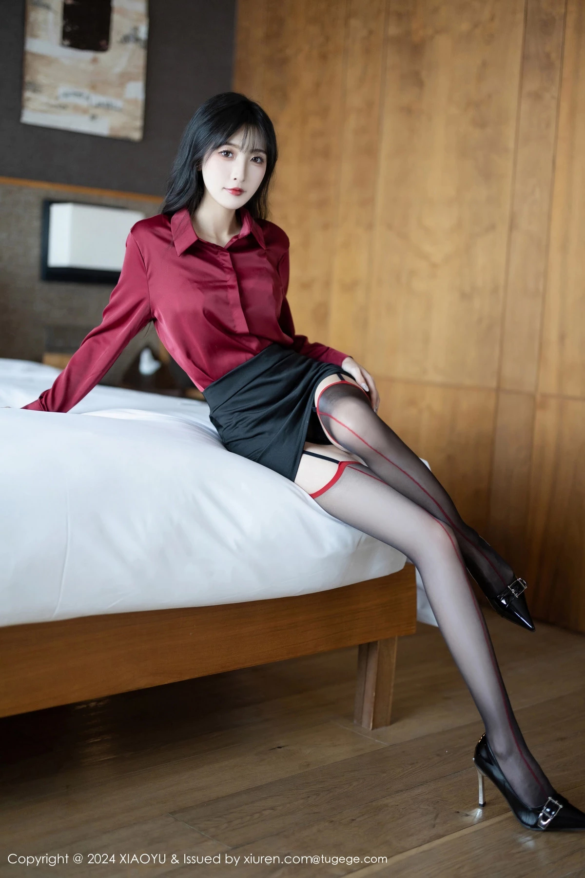 秀人集.com_[XiaoYu画语界]Vol.1222_模特林星阑红上衣配黑短裙露性感黑色内衣配黑丝吊袜魅惑写真88P