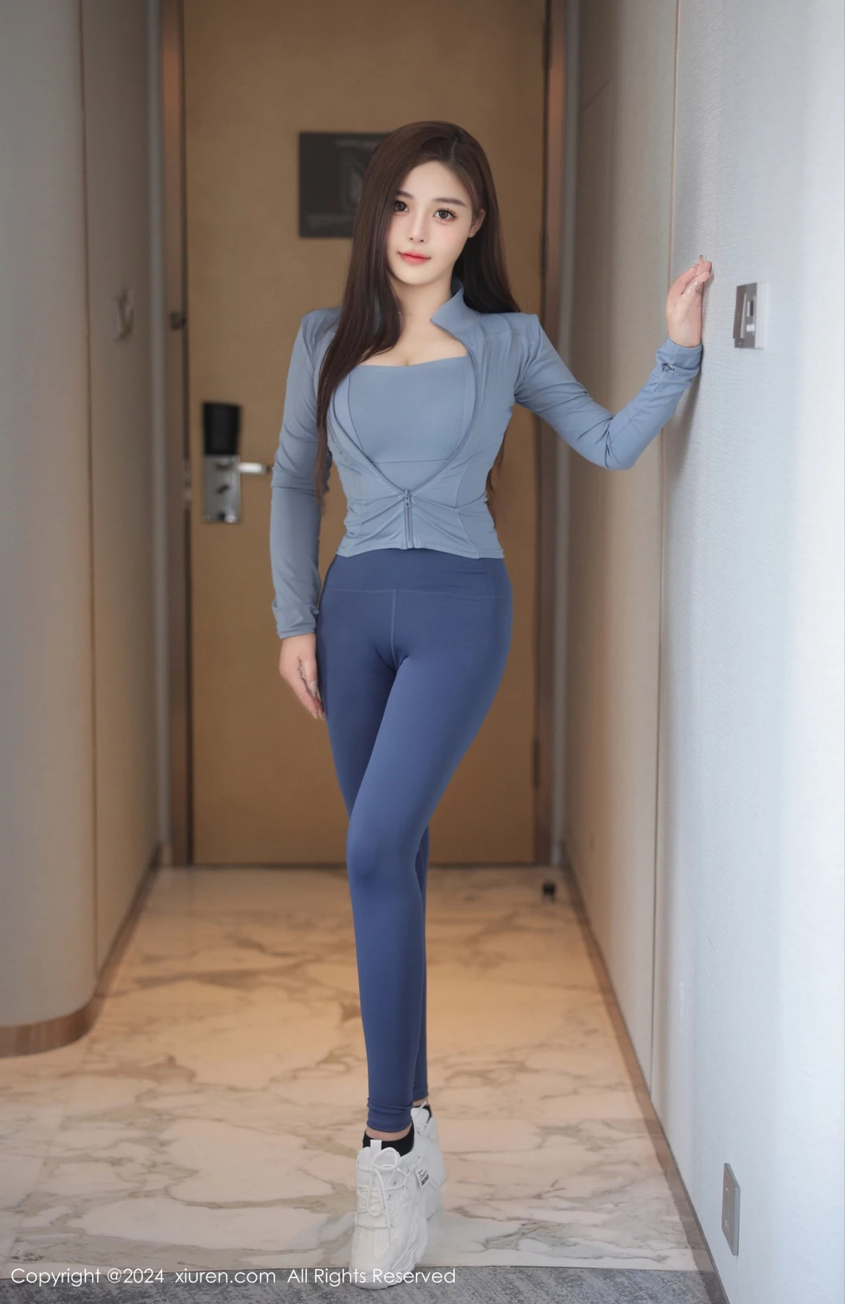 秀人集.com_[XiuRen秀人网]No.8461_模特王雅姗是我性感浅蓝色瑜伽服饰紧身秀完美身材迷人诱惑写真80P