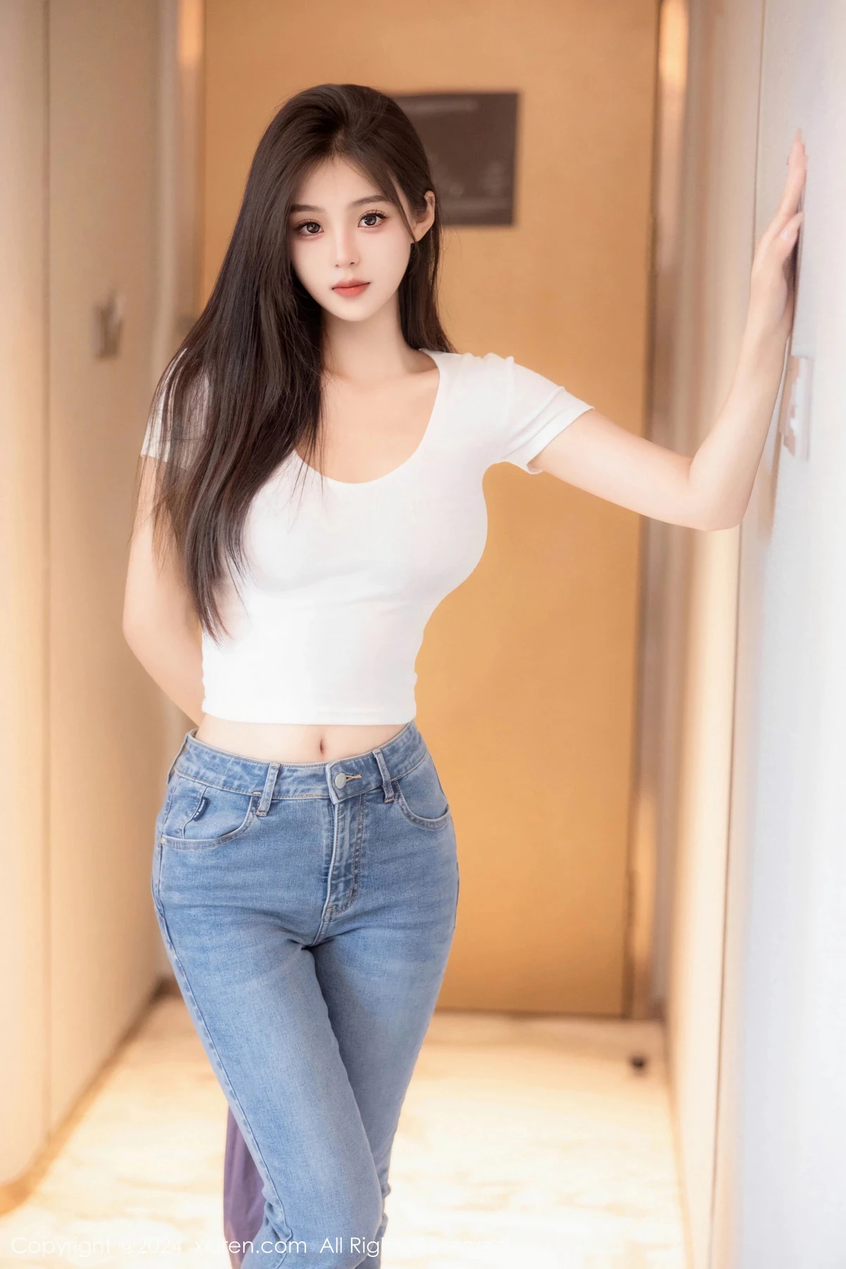 秀人集.com_[XiuRen秀人网]No.8467_新人模特周周不吃香菜性感白T配牛仔裤秀完美身姿迷人诱惑写真88P