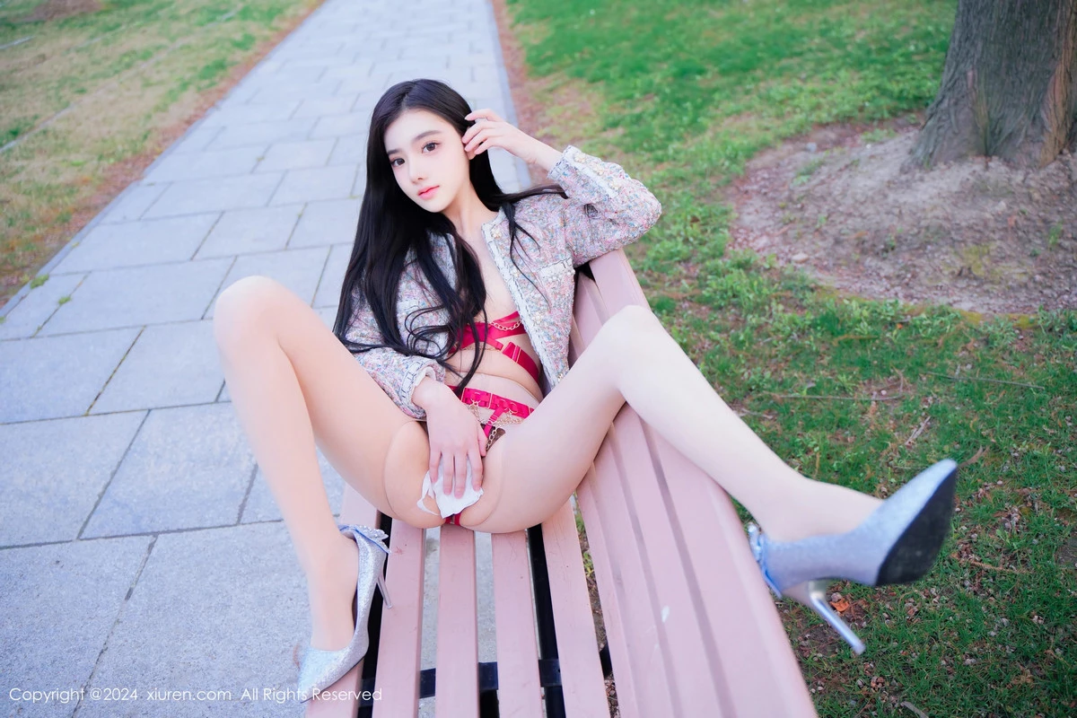 秀人集.com_[XiuRen秀人网]No.8489_模特龙雪儿户外性感红色情趣服饰配开档白丝秀惹火身材诱惑写真49P