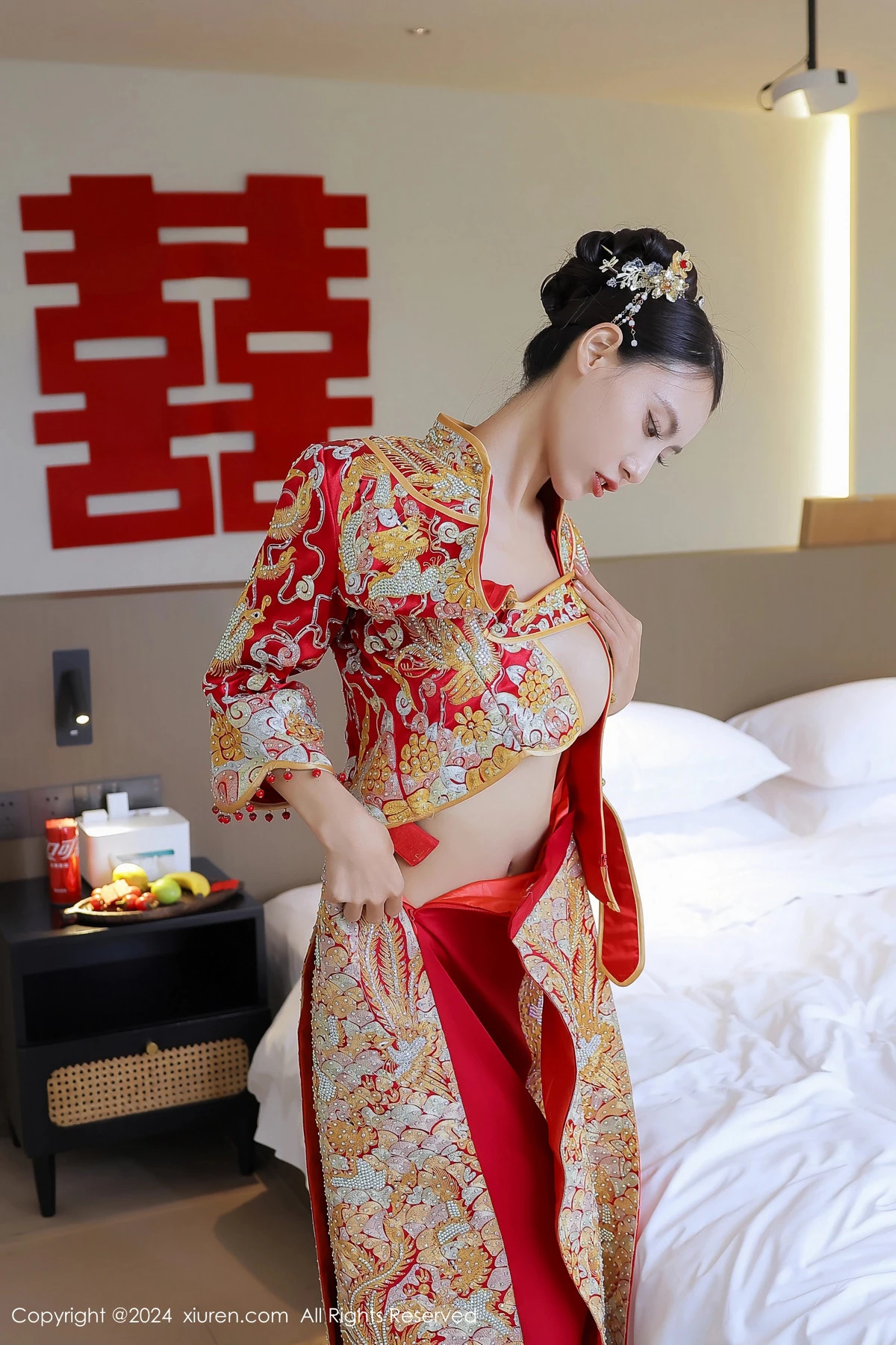 秀人集.com_[XiuRen秀人网]No.8534_模特Lingyu69新娘主题性感红色中式新娘服饰秀惹火身段诱惑写真77P