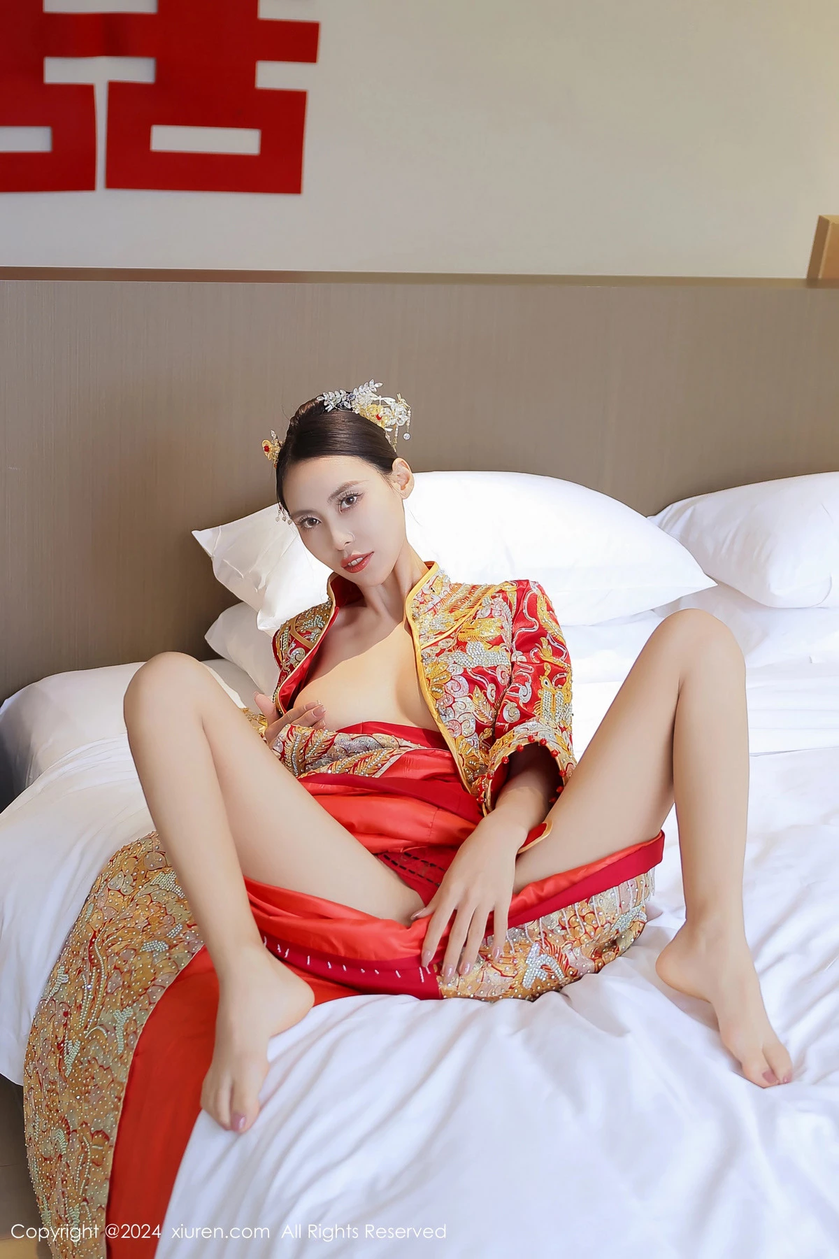 秀人集.com_[XiuRen秀人网]No.8534_模特Lingyu69新娘主题性感红色中式新娘服饰秀惹火身段诱惑写真77P