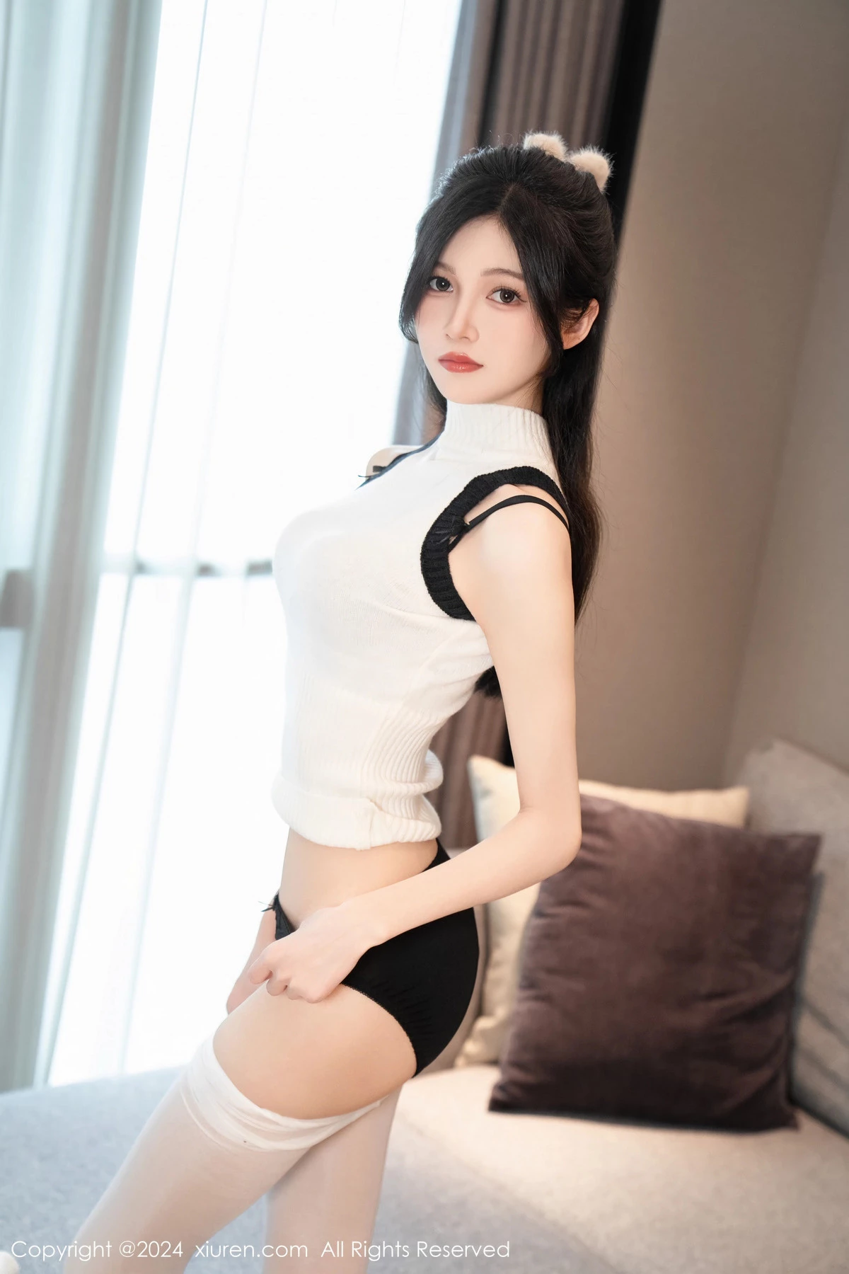 秀人集.com_[XiuRen秀人网]No.8544_模特程程程性感白色针织套装露黑色内衣配白丝袜秀美腿诱惑写真95P
