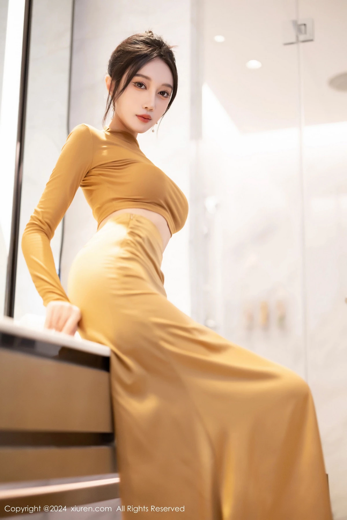 秀人集.com_[XiuRen秀人网]No.8574_模特玥儿玥性感黄色长裙配原色丝袜+黑色情趣内衣惹火诱惑写真81P
