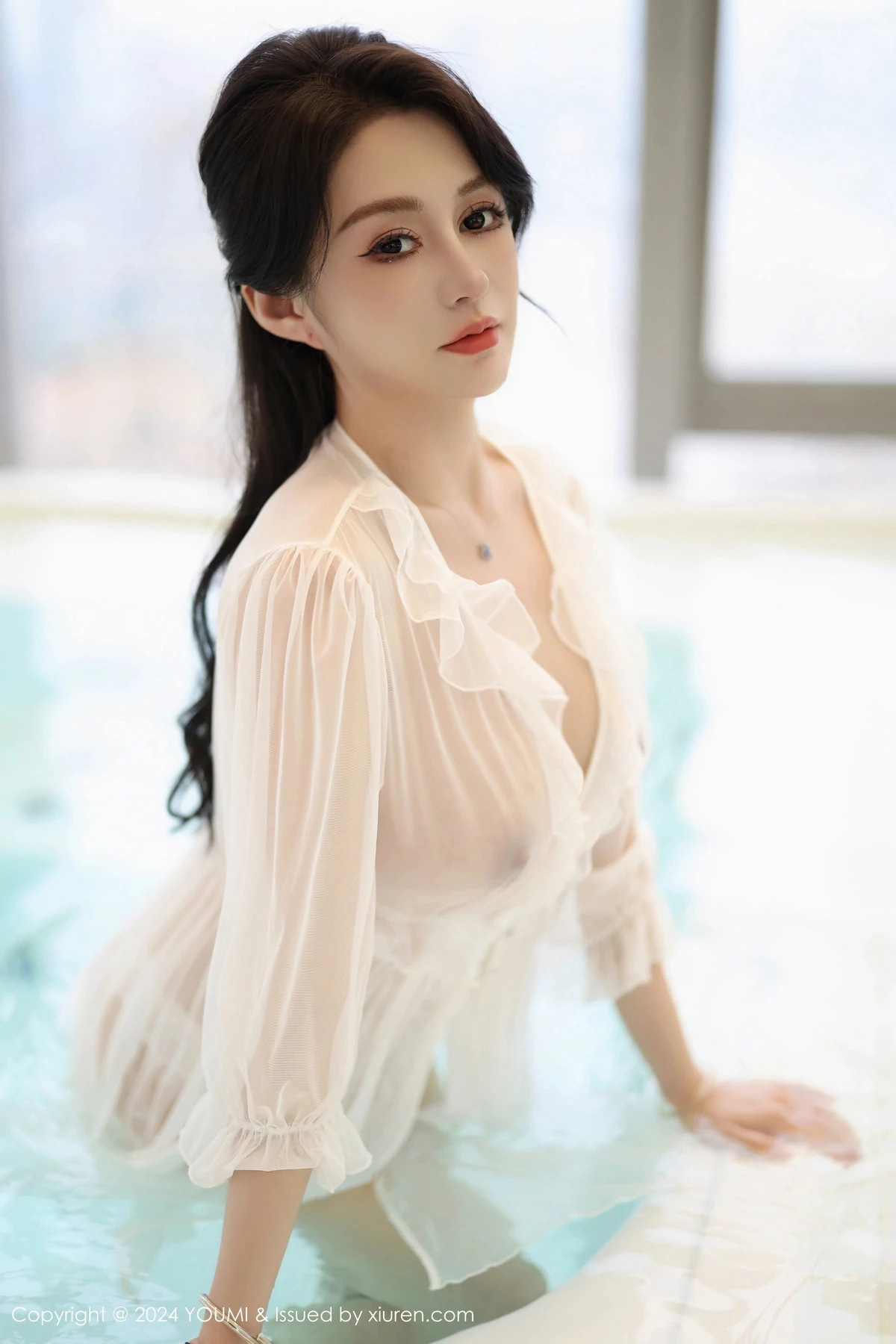 秀人集.com_[YouMi尤蜜荟]Vol.1065_模特林幼一性感白色轻透上衣露蝴蝶情趣内衣秀丰腴身姿诱惑写真68P