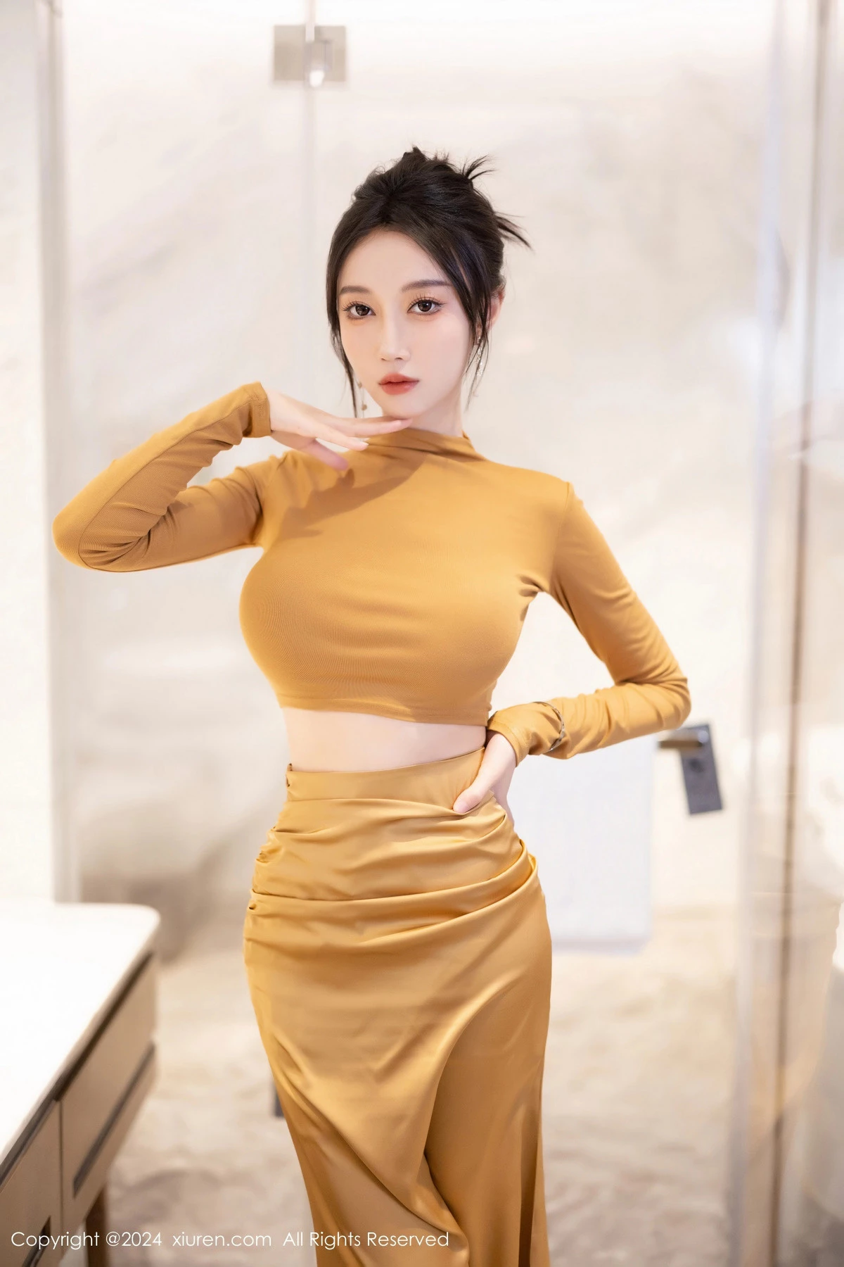 秀人集.com_[XiuRen秀人网]No.8574_模特玥儿玥性感黄色长裙配原色丝袜+黑色情趣内衣惹火诱惑写真81P