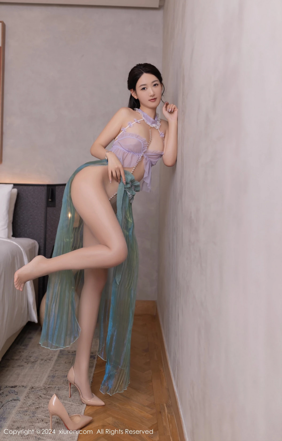 秀人集.com_[XiuRen秀人网]No.8644_模特唐安琪性感浅色轻透古风服饰配超薄肉丝秀曼妙身姿诱惑写真80P