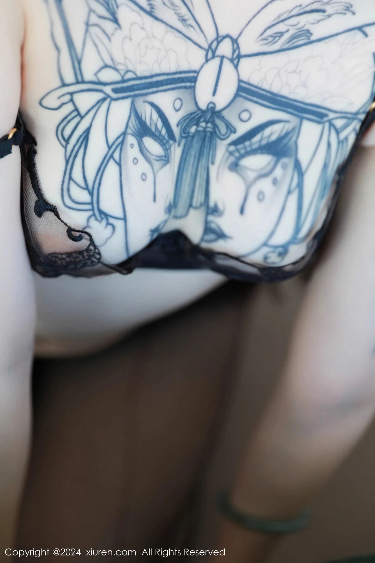 秀人集.com_[XiuRen秀人网]No.8630_模特奶瓶性感红色长裙露黑色内衣配超薄黑丝秀曼妙身姿诱惑写真90P