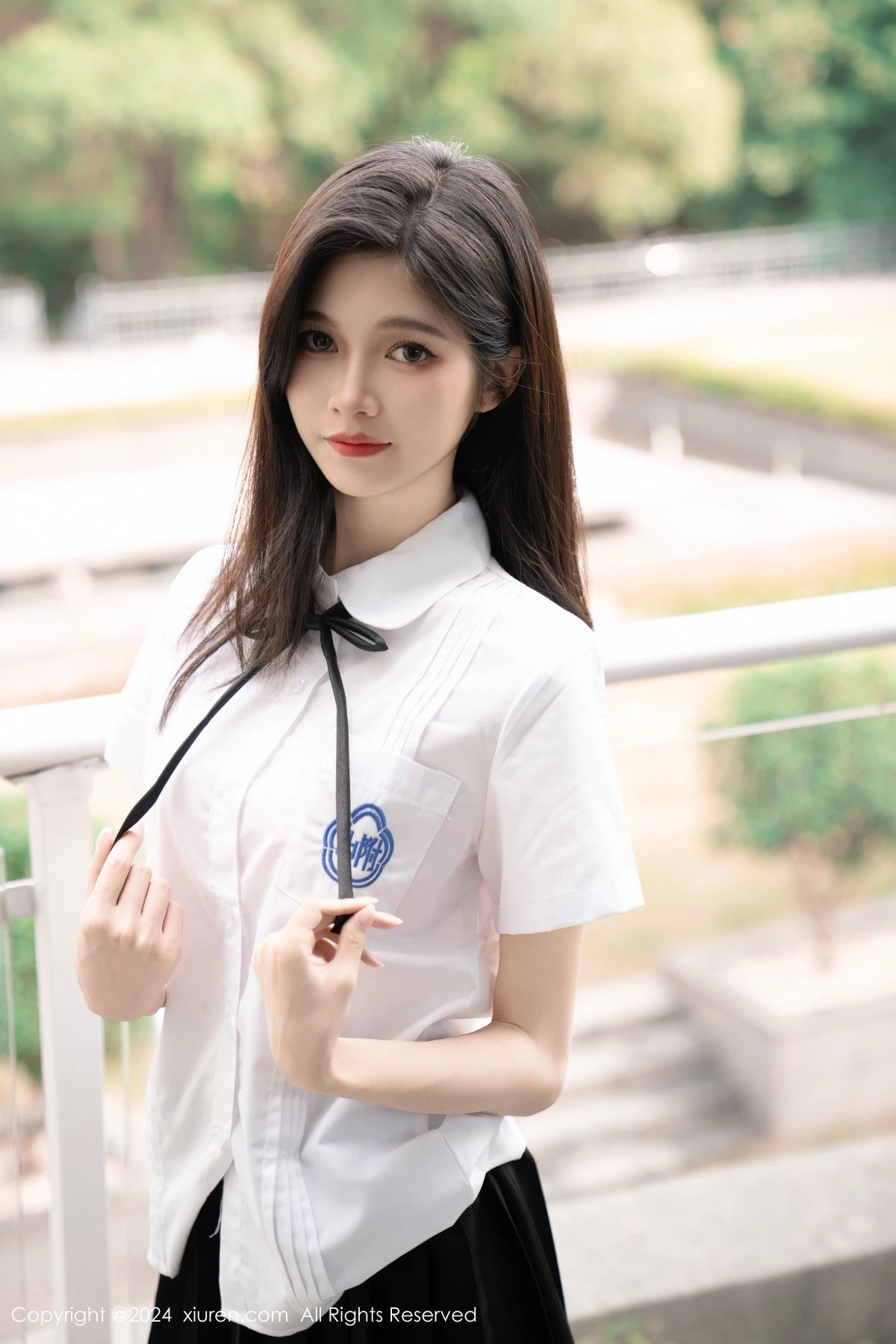 秀人集.com_[XiuRen秀人网]No.8671_模特程程程性感学生制服半脱露粉色内衣秀苗条身材迷人诱惑写真90P