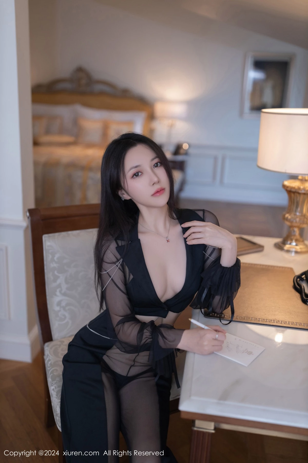秀人集.com_[XiuRen秀人网]No.8675_模特鱼子酱Fish性感秘书OL服饰露黑色情趣内衣迷人诱惑写真80P
