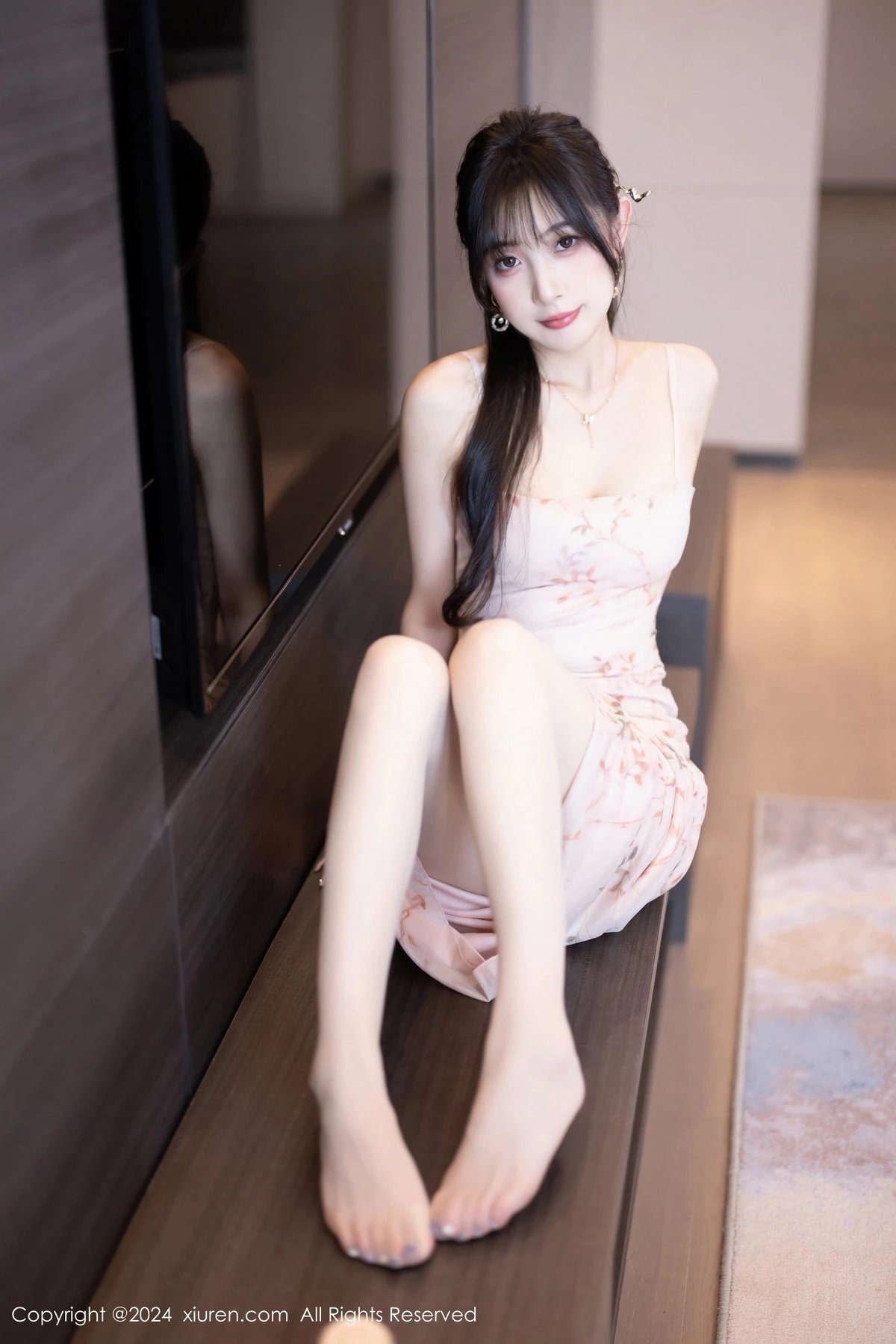 秀人集.com_[XiuRen秀人网]No.8682_模特林星阑性感浅粉色连衣裙+灰色连体内衣秀曼妙身姿诱惑写真82P