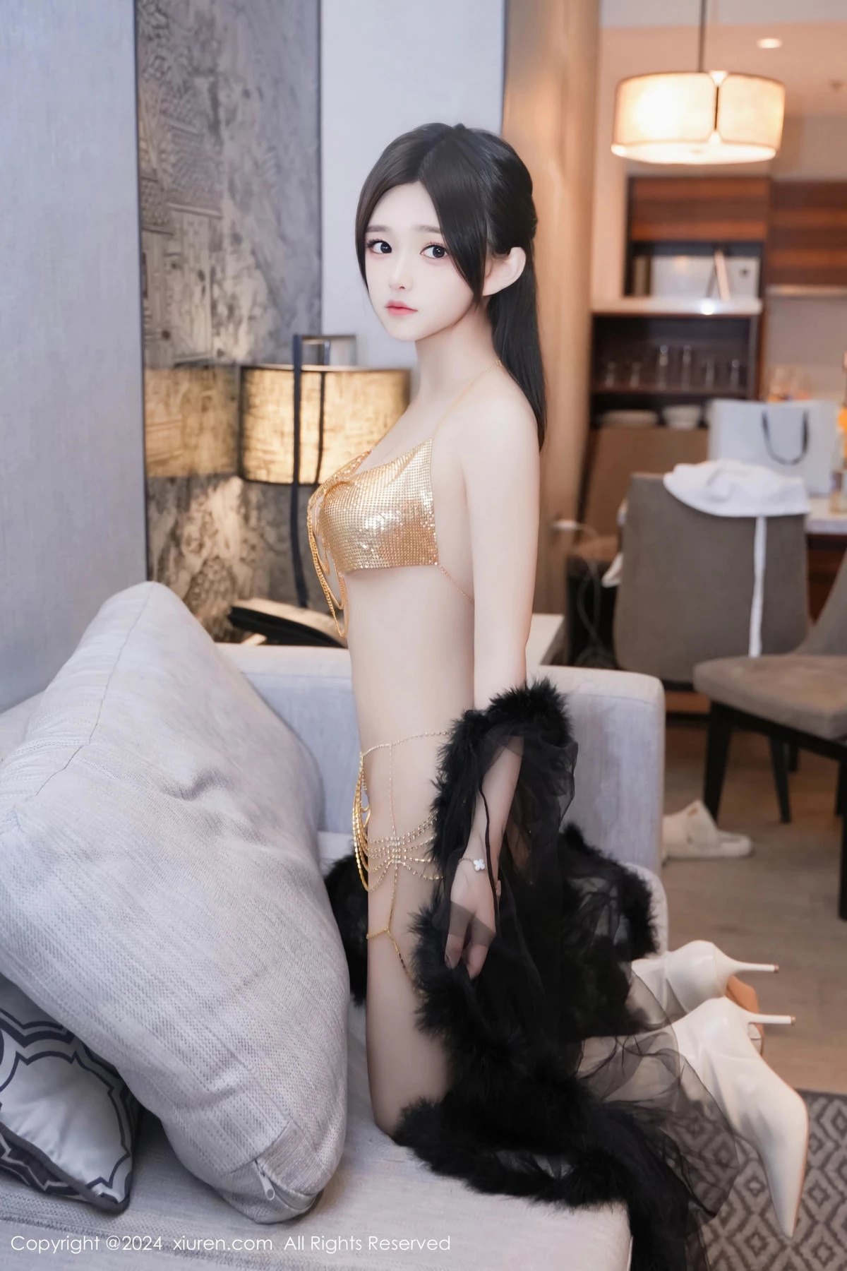 秀人集.com_[XiuRen秀人网]No.8686_模特奶茶味的包子性感黑色薄纱服饰露金色情趣内衣撩人诱惑写真80P