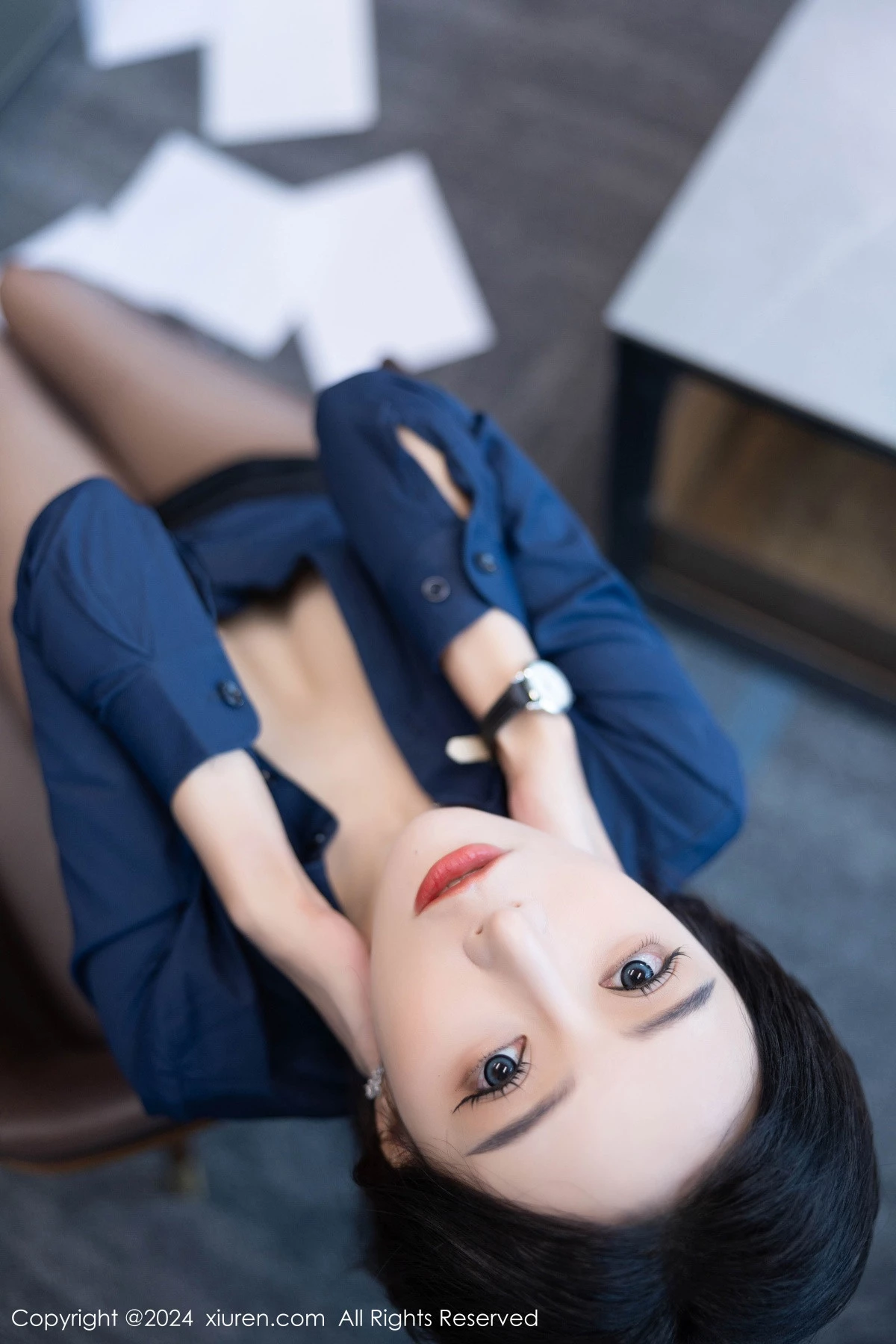 秀人集.com_[XiuRen秀人网]No.8760_女神王馨瑶yanni性感Ol深色服饰配开档黑丝秀完美身材诱惑写真88P