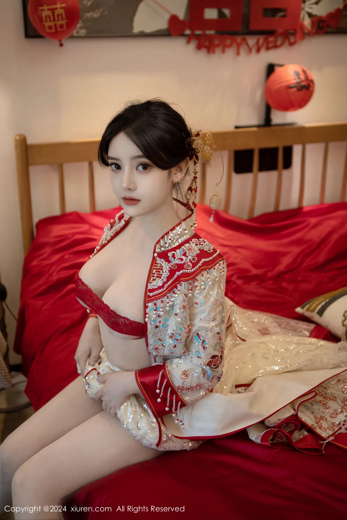 秀人集.com_[XiuRen秀人网]No.8780_模特豆瓣酱闹新娘主题红色新娘装配超薄肉丝秀丰腴身材诱惑写真111P