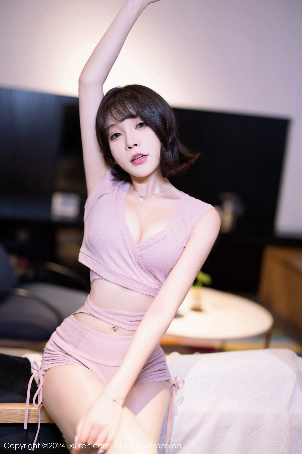 秀人集.com_[XiuRen秀人网]No.8836_模特徐莉芝Booty性感粉色服饰+白色蕾丝内衣秀曼妙身姿诱惑写真87P