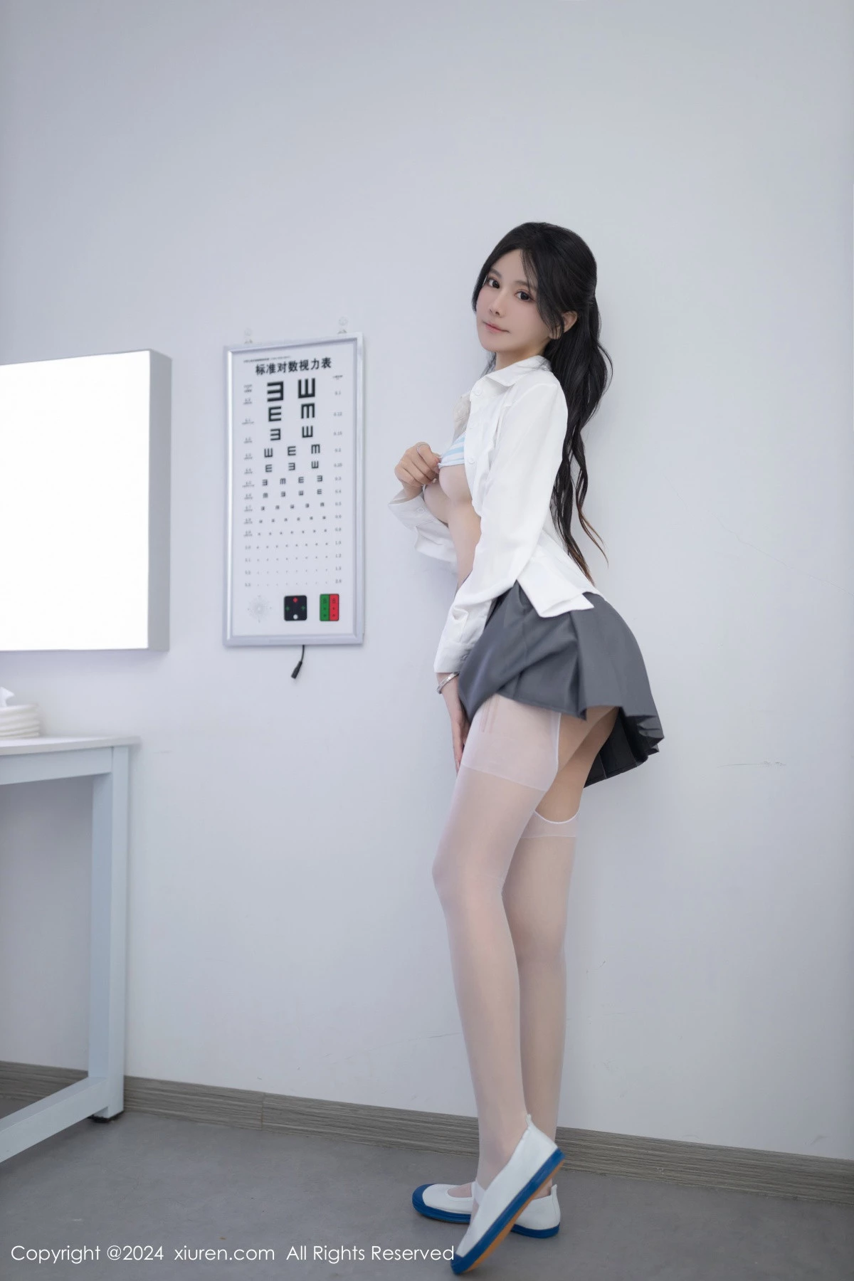 秀人集.com_[XiuRen秀人网]No.8852_模特幼幼私房性感白色JK制服配白色丝袜秀曼妙身姿惹火诱惑写真80P