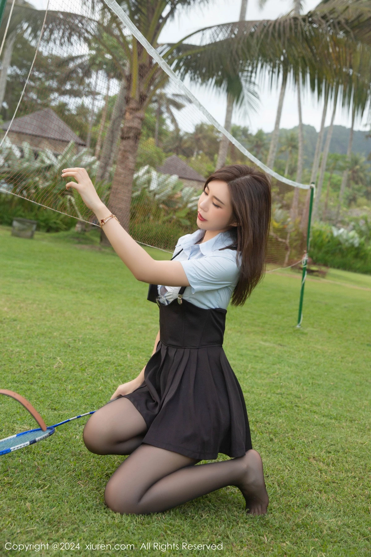 秀人集.com_[XiuRen秀人网]No.8752_女神绮里嘉ula性感淡蓝T配背带裙露超薄黑丝秀曼妙身姿诱惑写真80P