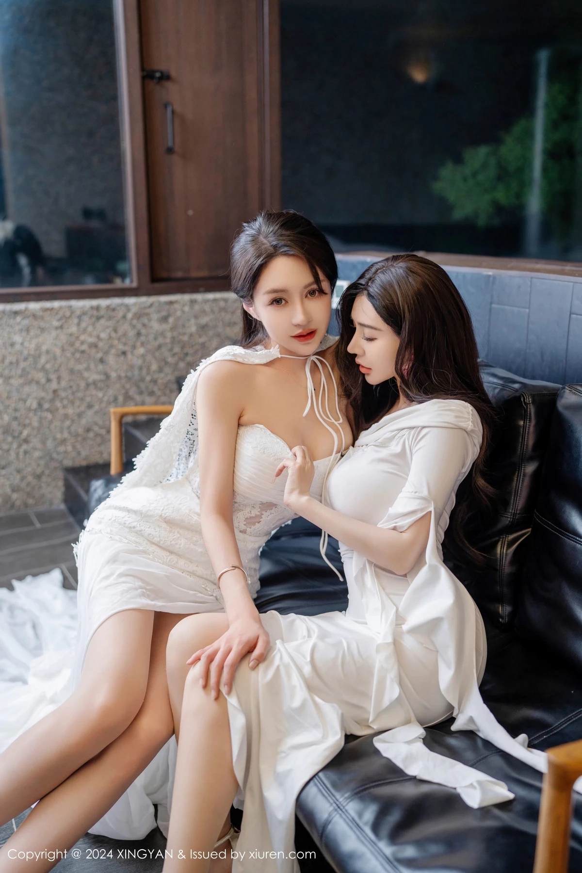 秀人集.com_[XINGYAN星颜社]VOL.261_模特合集女神林幼一＆潘思沁性感白色连衣裙秀丰满身材诱惑写真82P