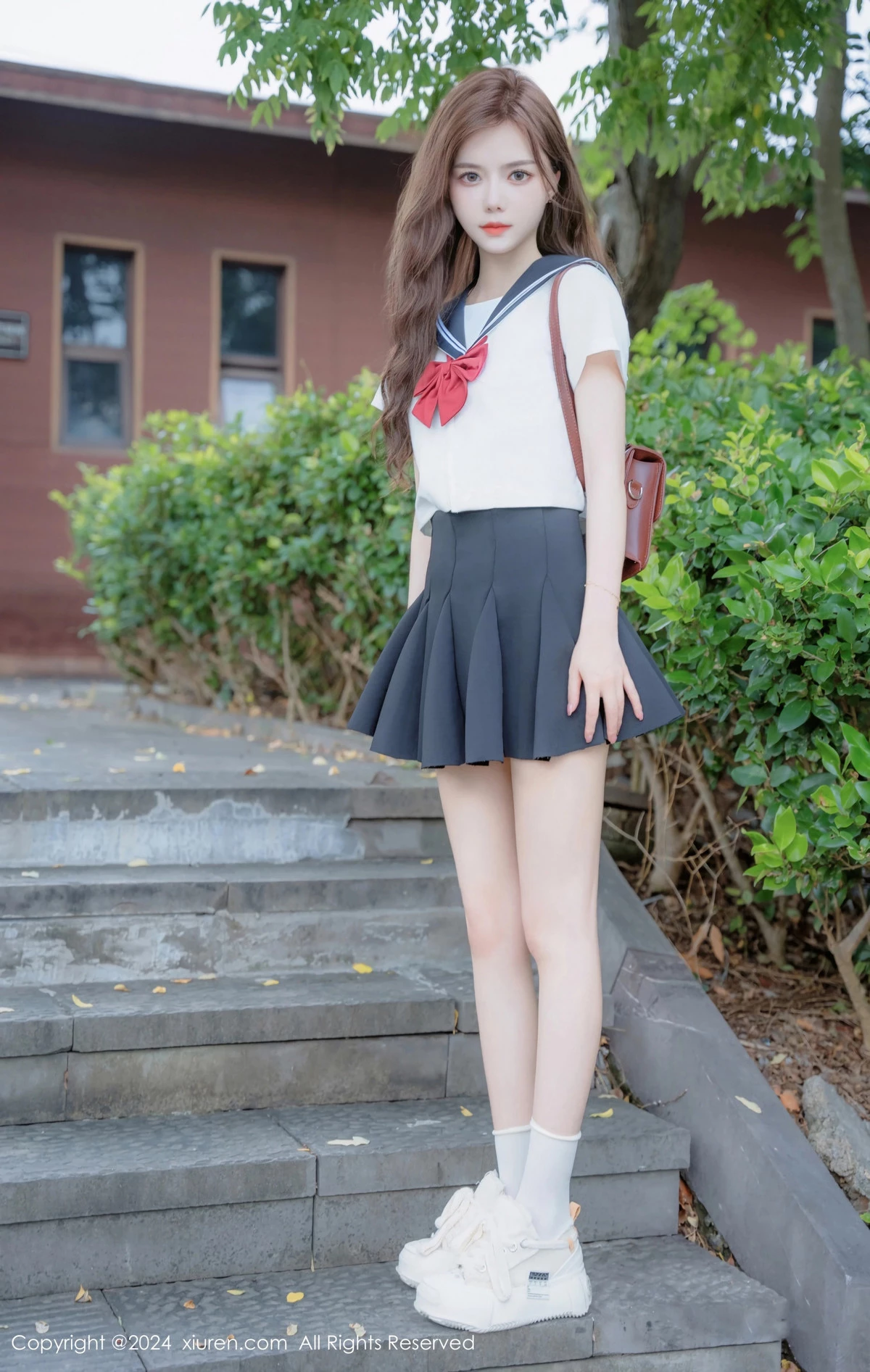 秀人集.com_[XiuRen秀人网]No.8948_新人模特拍黄瓜girl性感JK制服露白色蕾丝内衣秀曼妙身姿诱惑写真81P