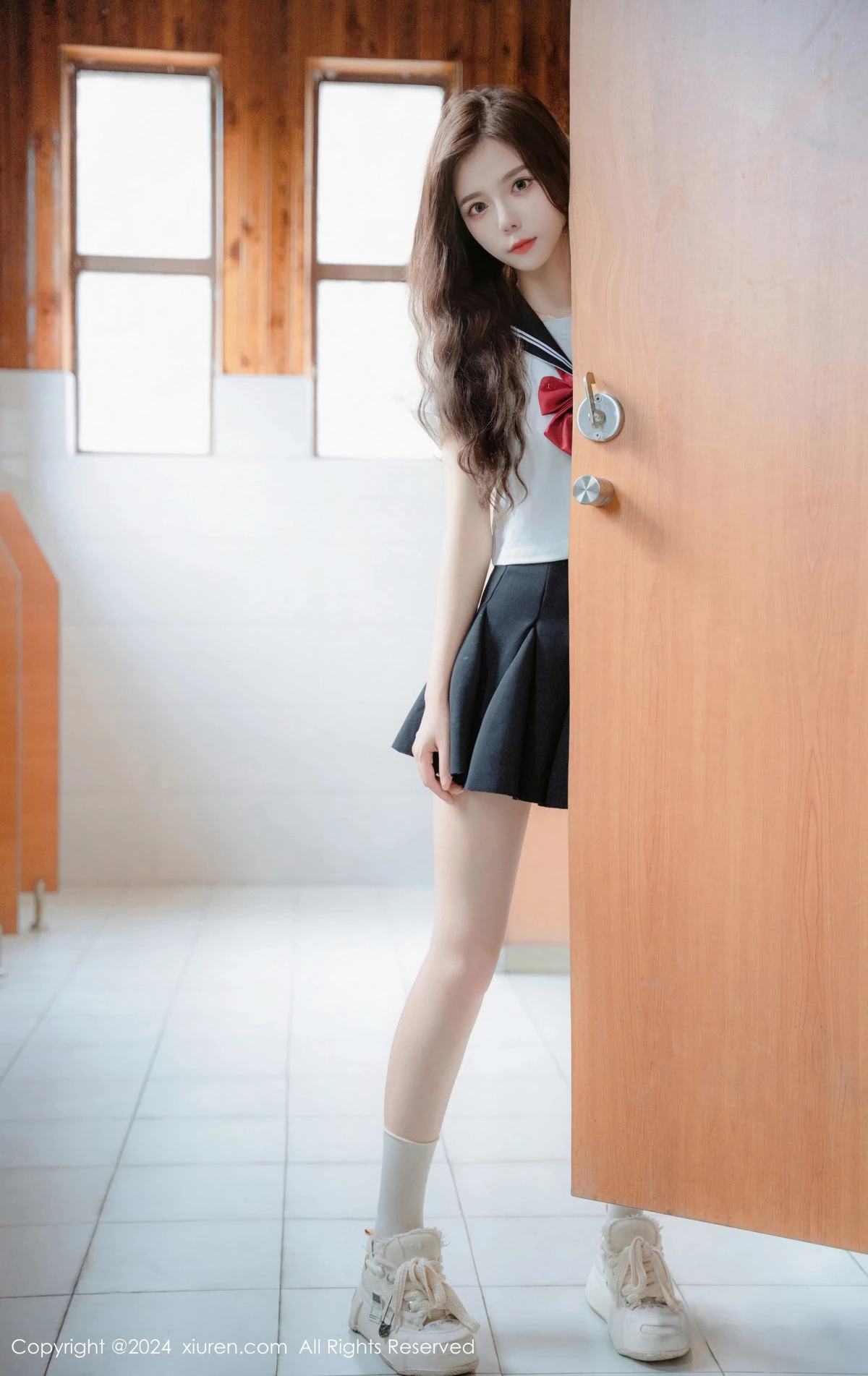 秀人集.com_[XiuRen秀人网]No.8948_新人模特拍黄瓜girl性感JK制服露白色蕾丝内衣秀曼妙身姿诱惑写真81P