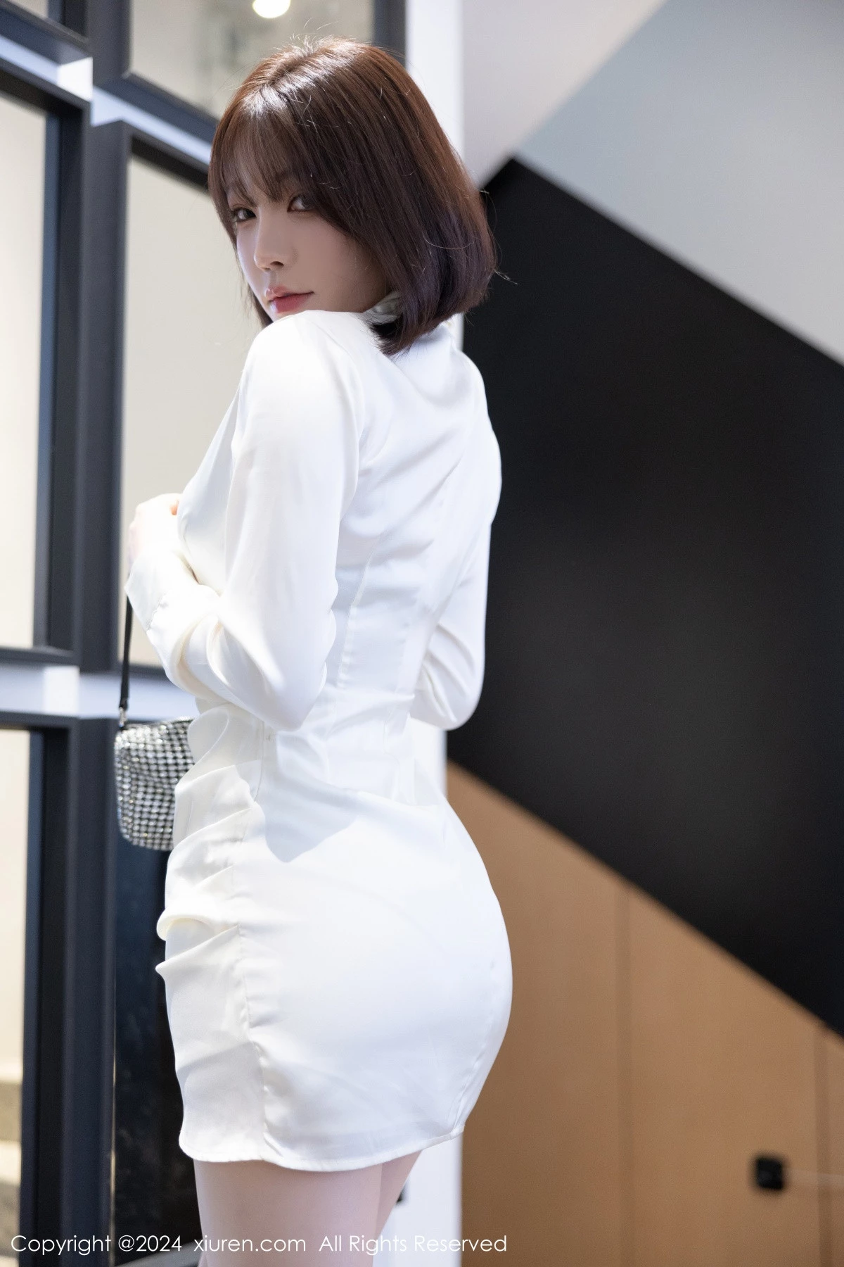 秀人集.com_[XiuRen秀人网]No.8963_女神徐莉芝Booty性感白色服饰露蓝色内衣配白丝袜迷人诱惑写真87P