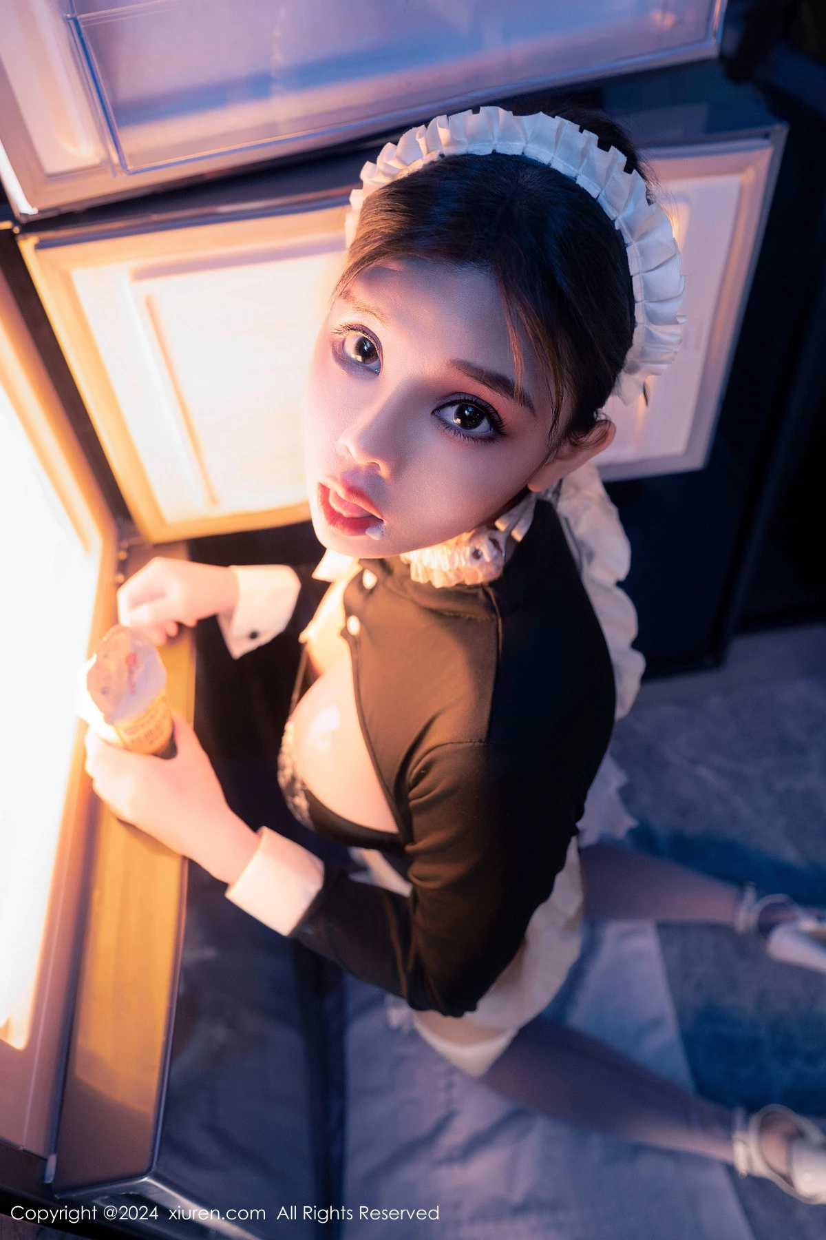 秀人集.com_[XiuRen秀人网]No.8966_新人模特小童颜私房浴室性感女仆装配白丝袜秀丰满身材诱惑写真80P