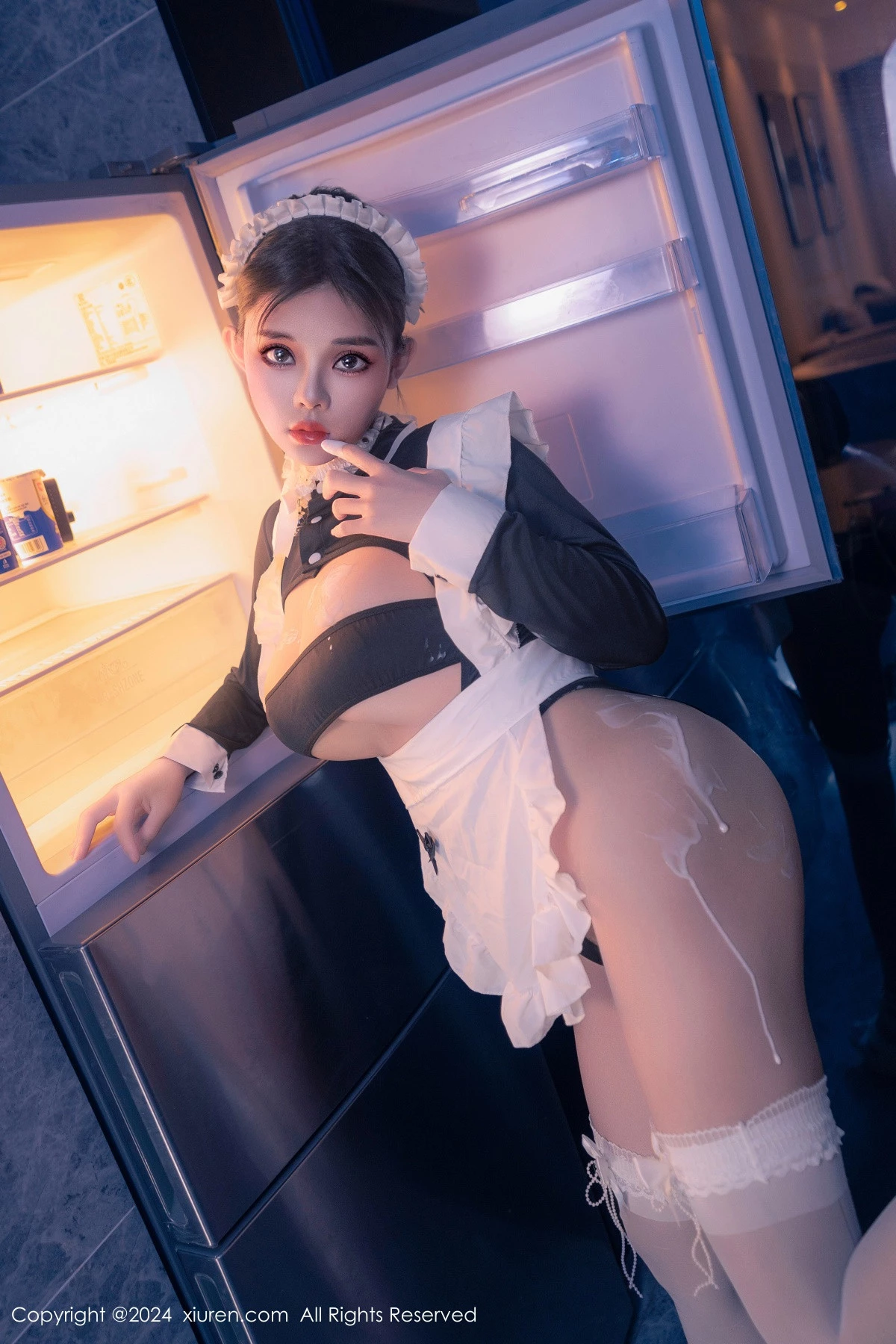 秀人集.com_[XiuRen秀人网]No.8966_新人模特小童颜私房浴室性感女仆装配白丝袜秀丰满身材诱惑写真80P