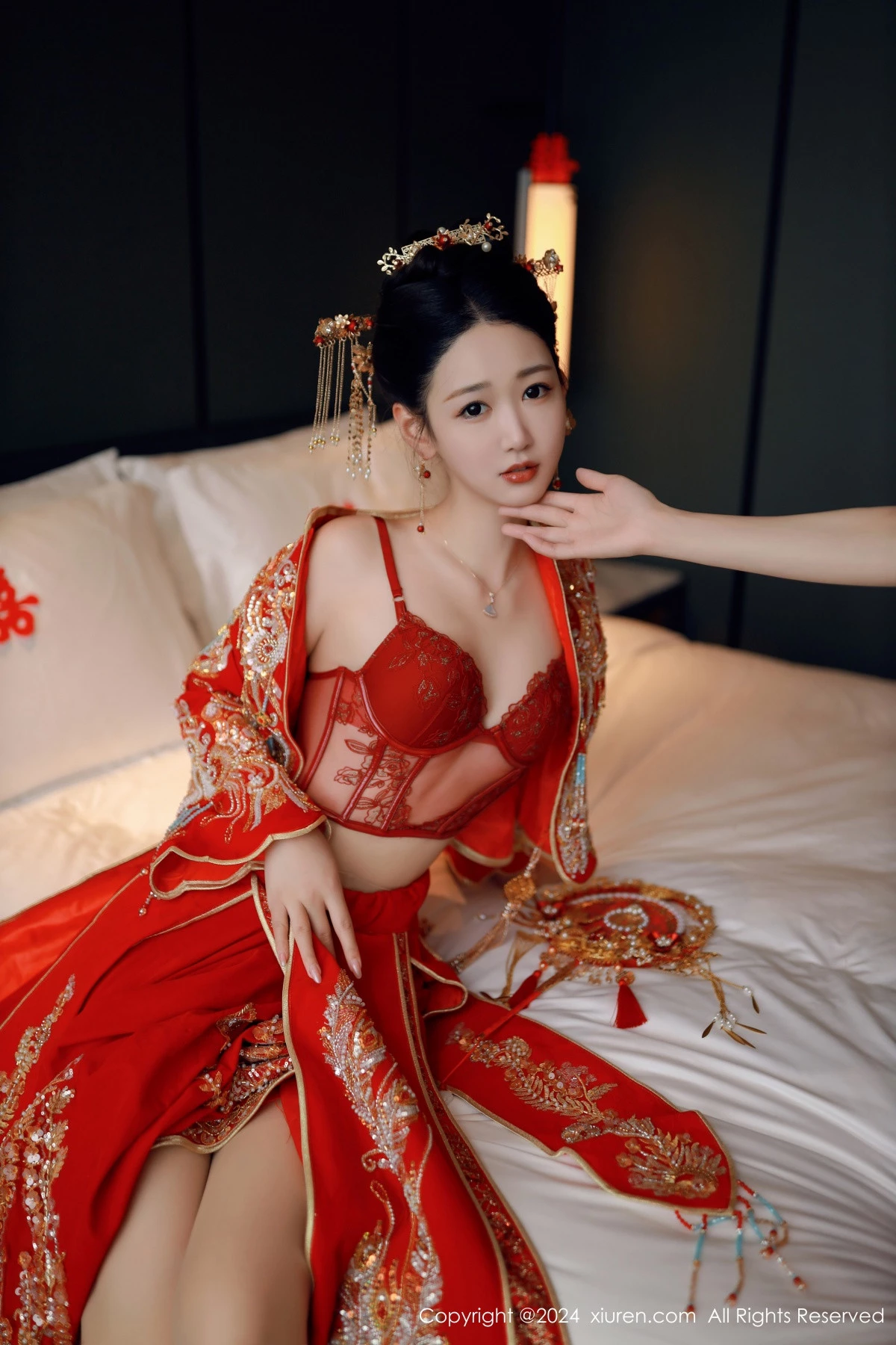 秀人集.com_[XiuRen秀人网]No.8972_模特唐安琪性感红色新娘服饰露红色内衣配超薄肉丝撩人诱惑写真79P